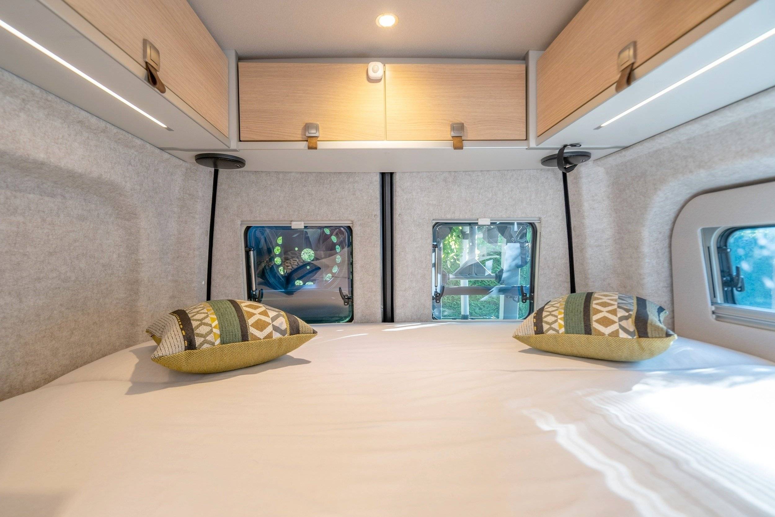 llits Mercedes Mercedes Sprinter 319 4x4 - Yescapa