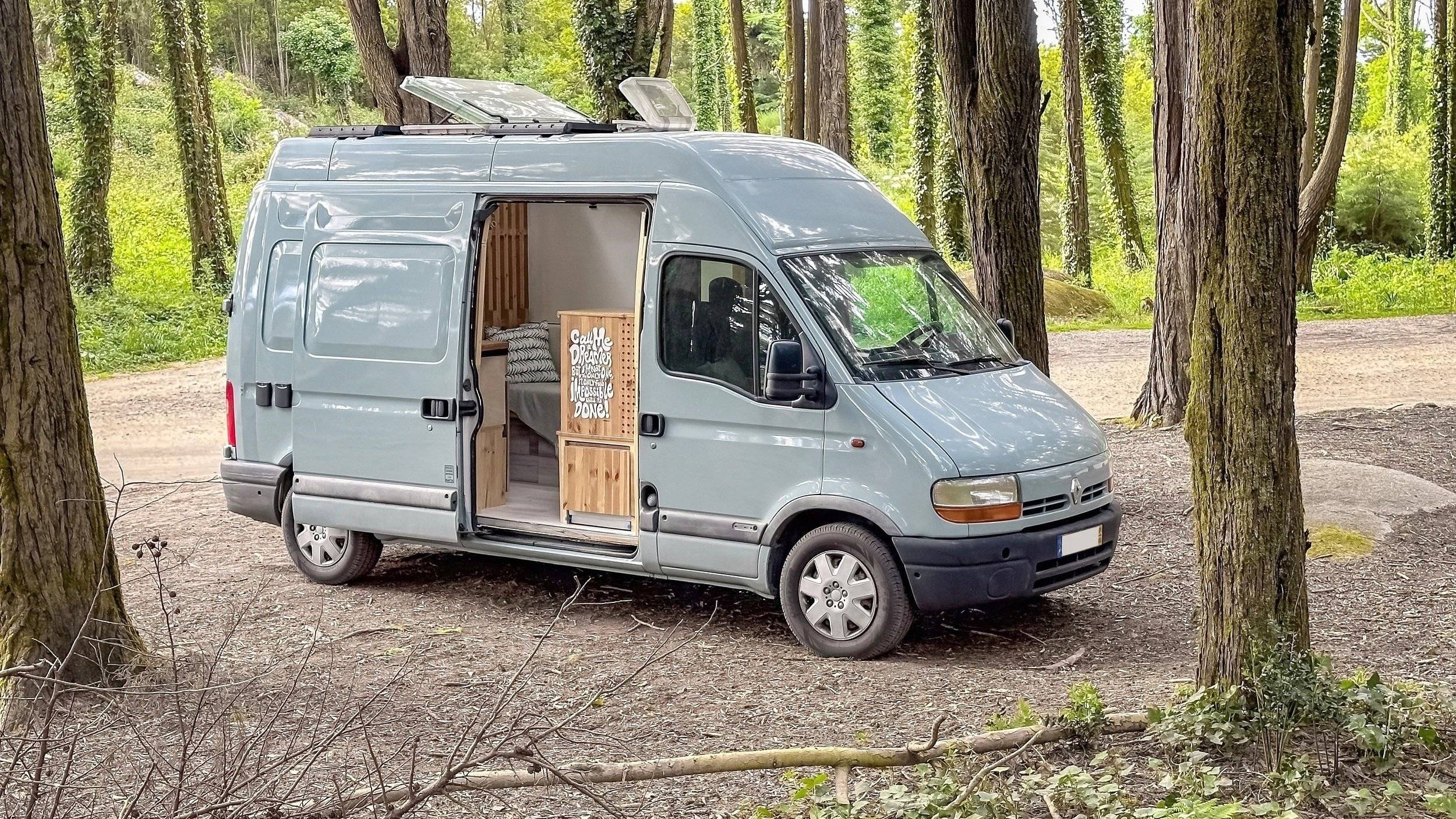 van.out Renault Master