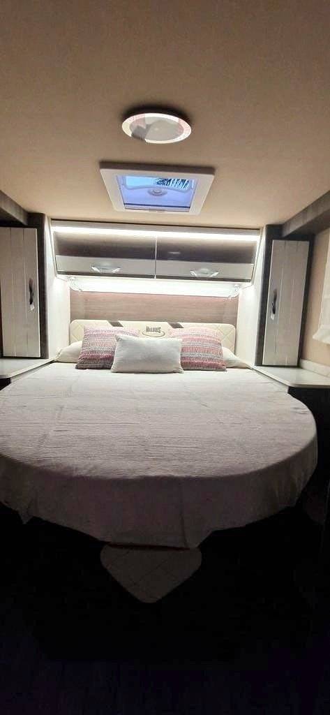 Mclouis Mclouis  MC4 873