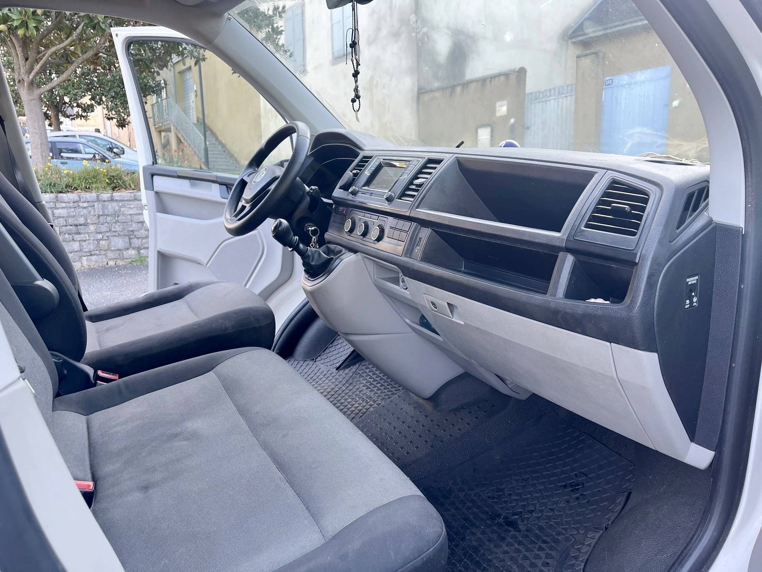 Volkswagen T6 2 l 102 ch
