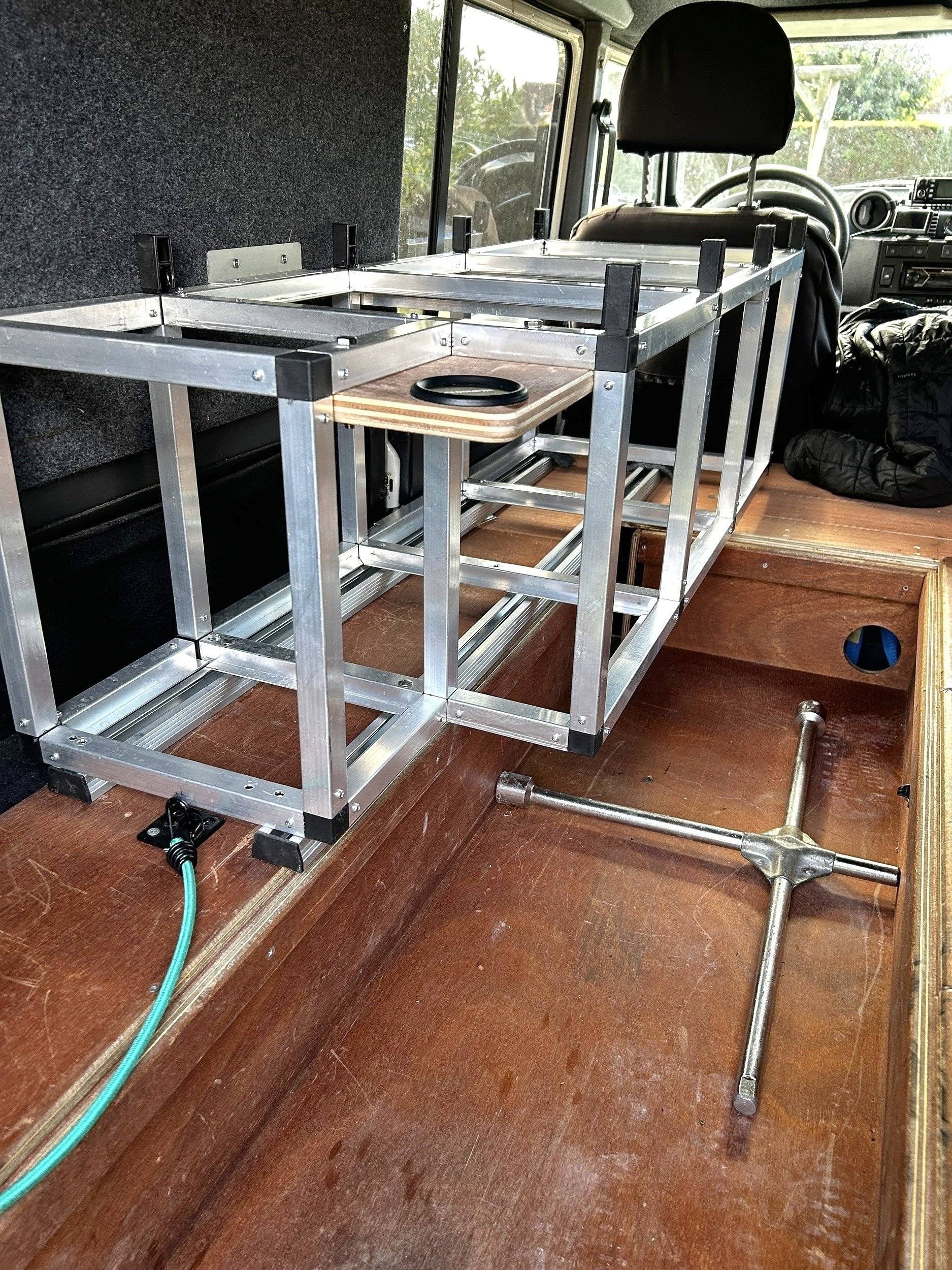 Land Rover Defender 110