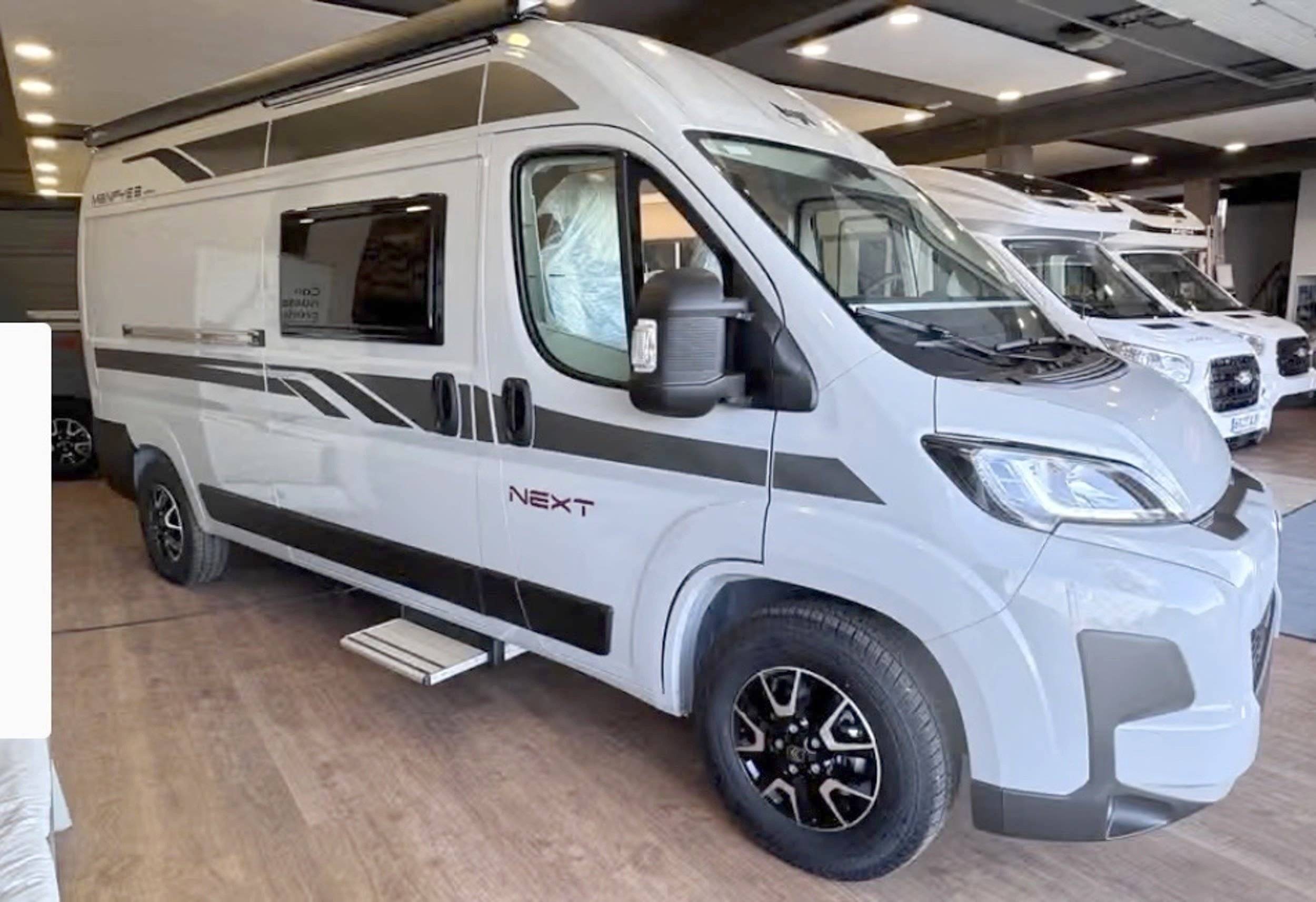 Vista del vehículo ángulo delantero Citroën FIAT DUCATO 2.2 160 CV - Yescapa