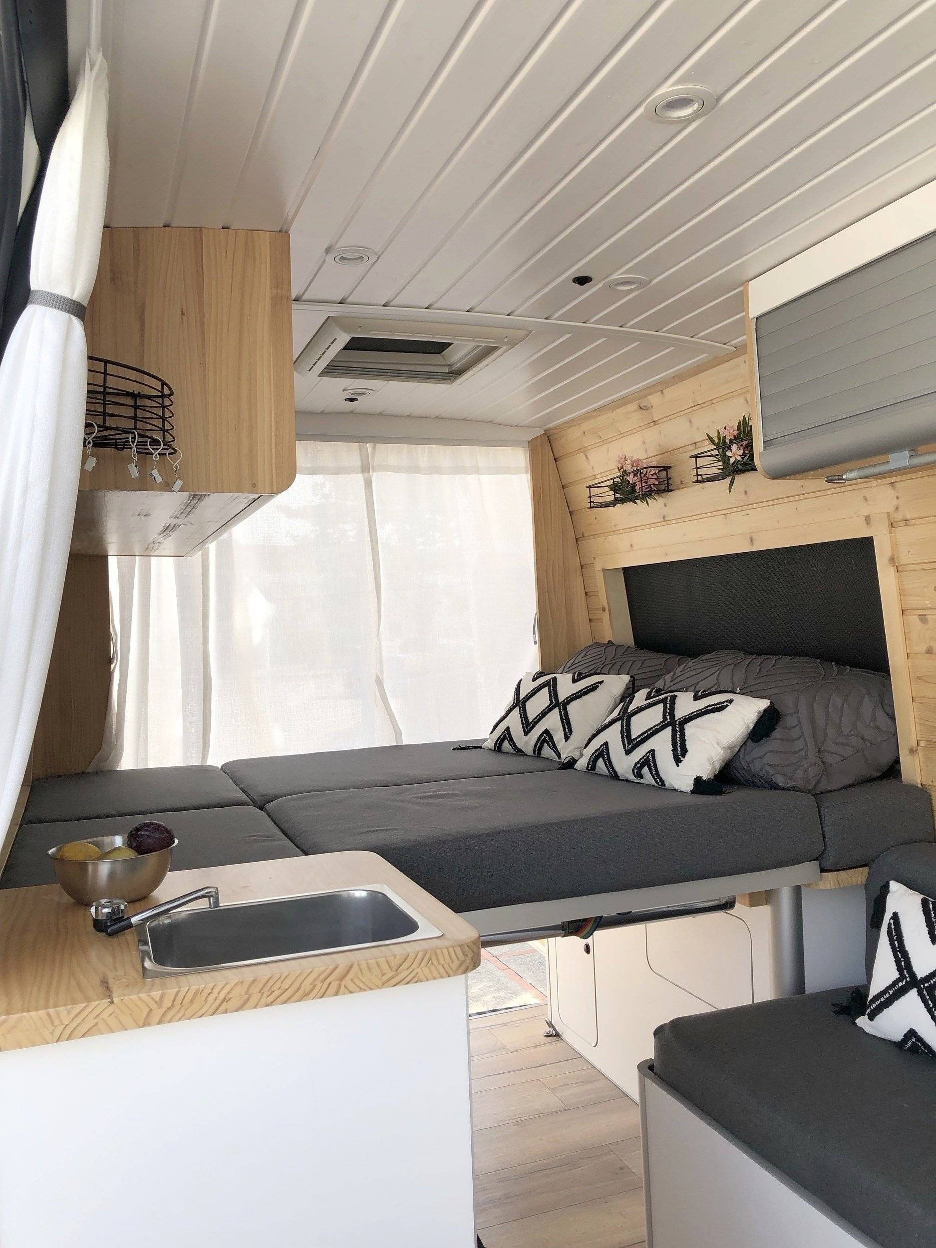 Volkswagen Crafter 35 2 l 163 ch