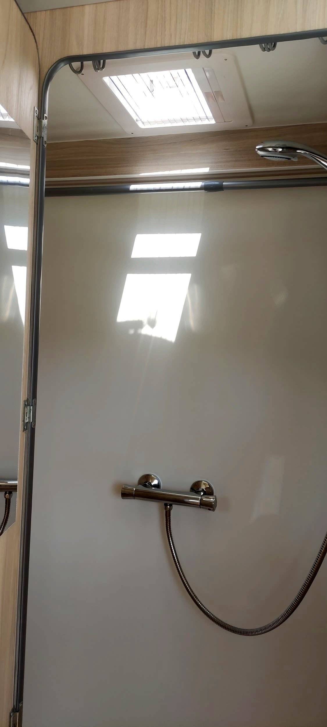 Custo Van Wildcampers