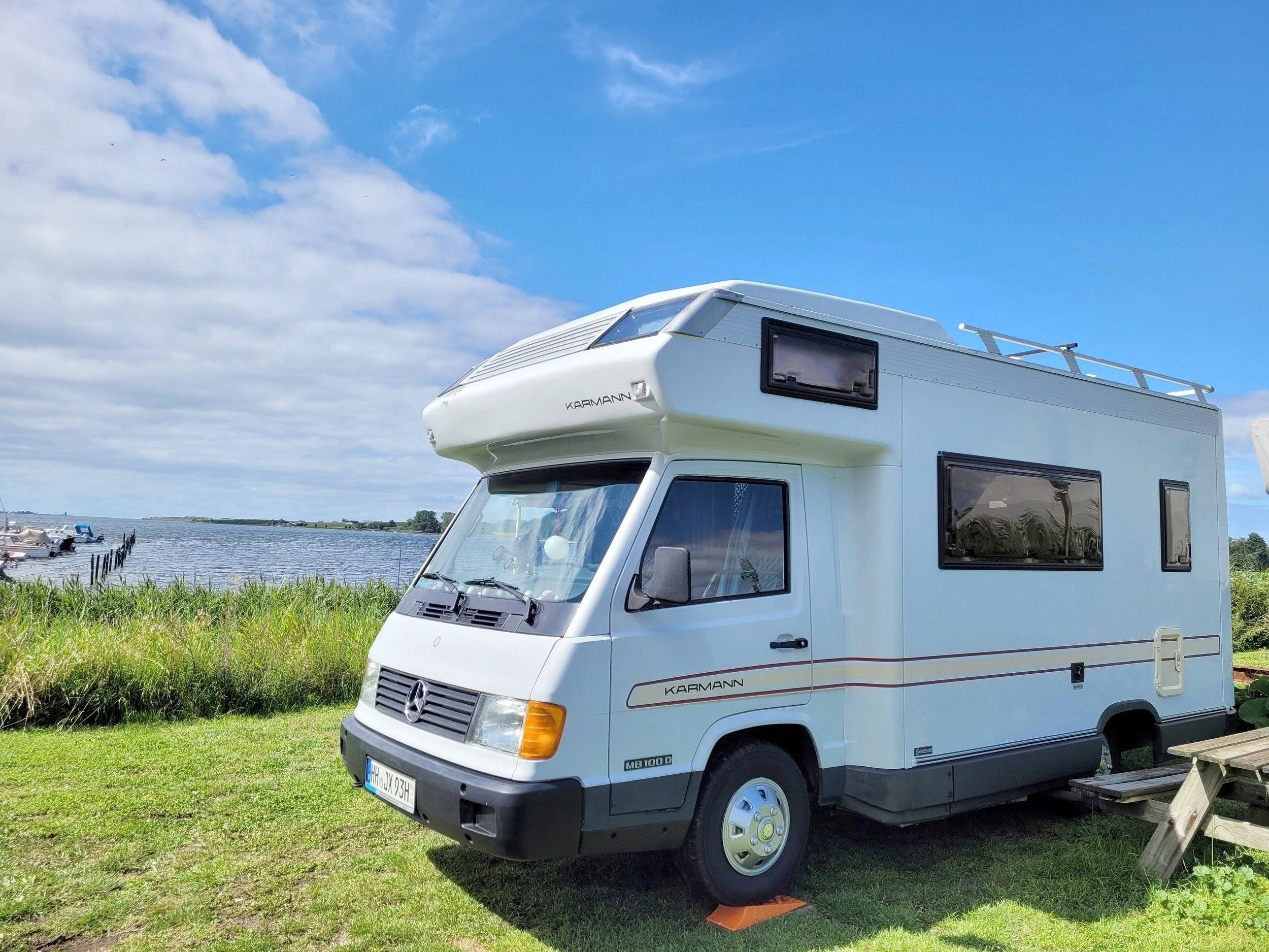 Karmann Mobil MB 100 D