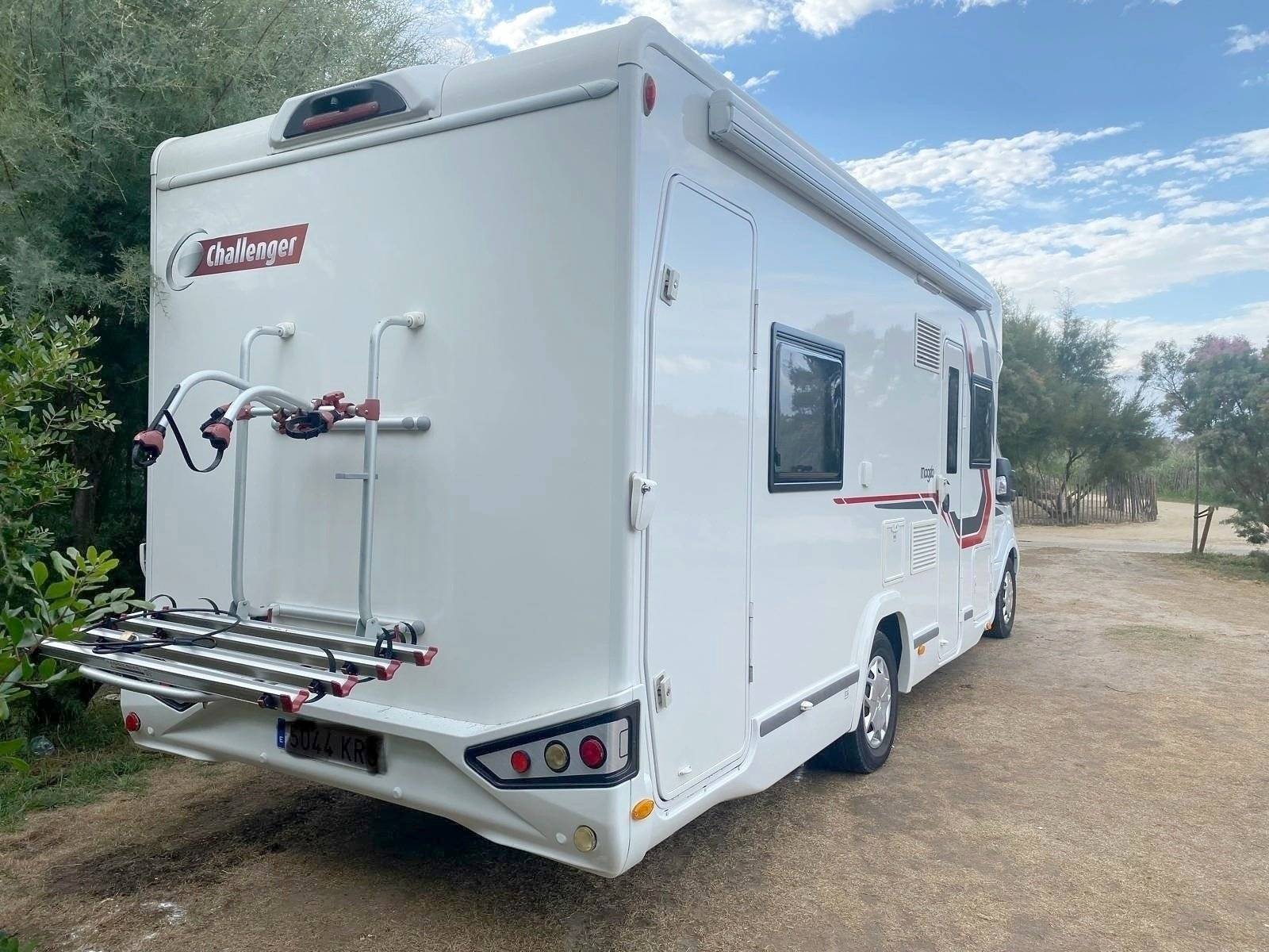 Challenger Transit 170 cv