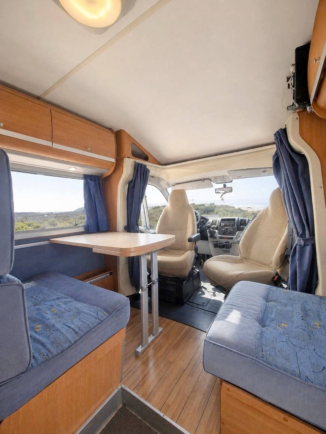Comedor Fiat Ducato 2,3 l Multijet 130 ch. - Yescapa