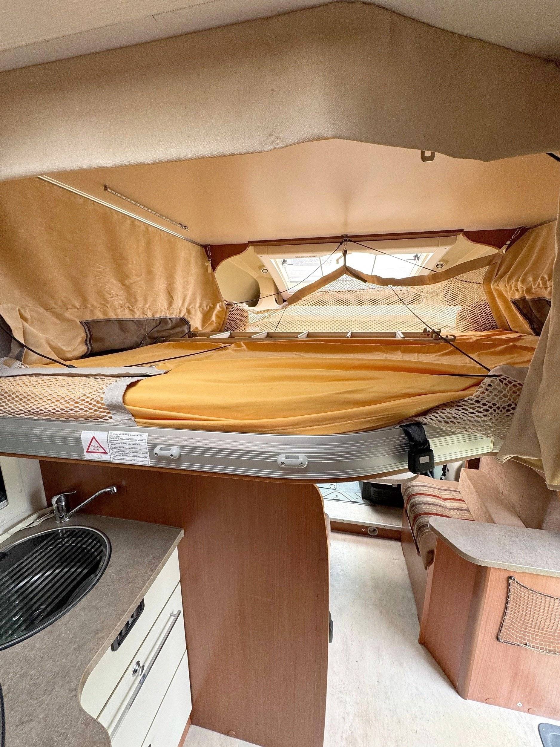Berth Fiat Ducato 2,2 l Multijet 130 ch. - Yescapa