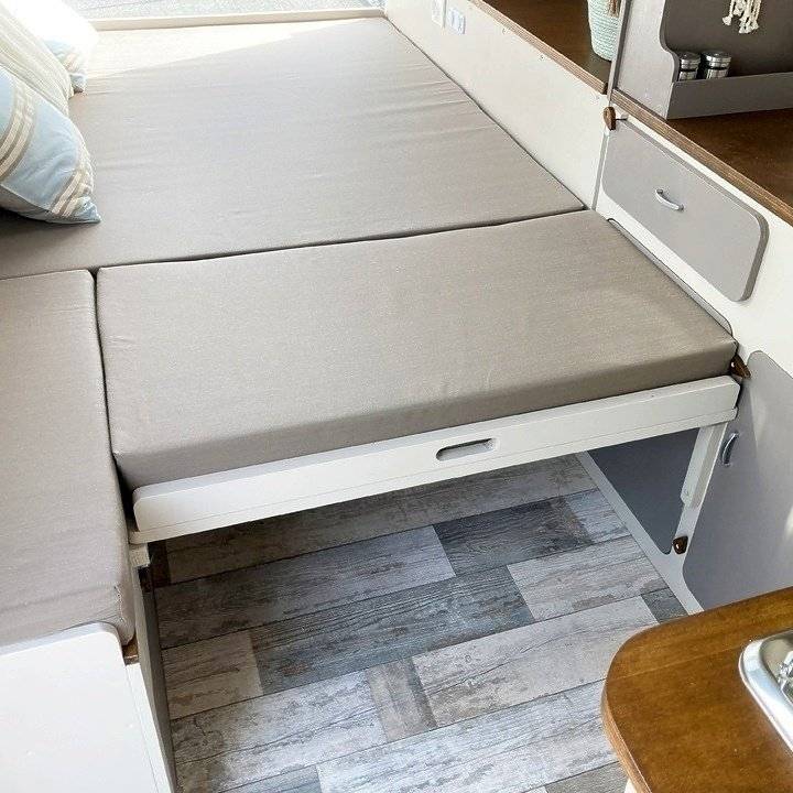 Berth  - Yescapa
