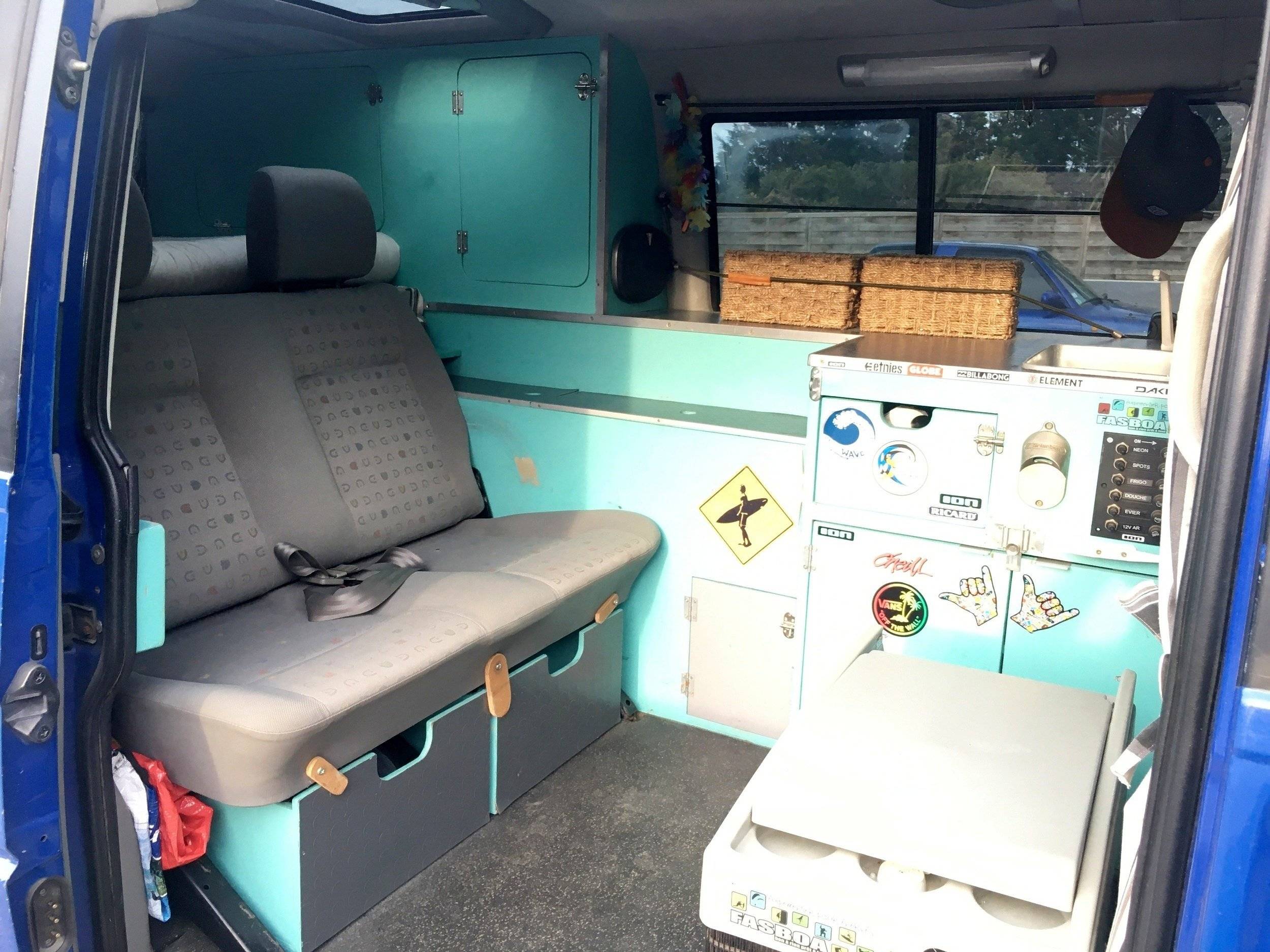 Plazas en cama Volkswagen T4 syncro 2,5 tdi - Yescapa