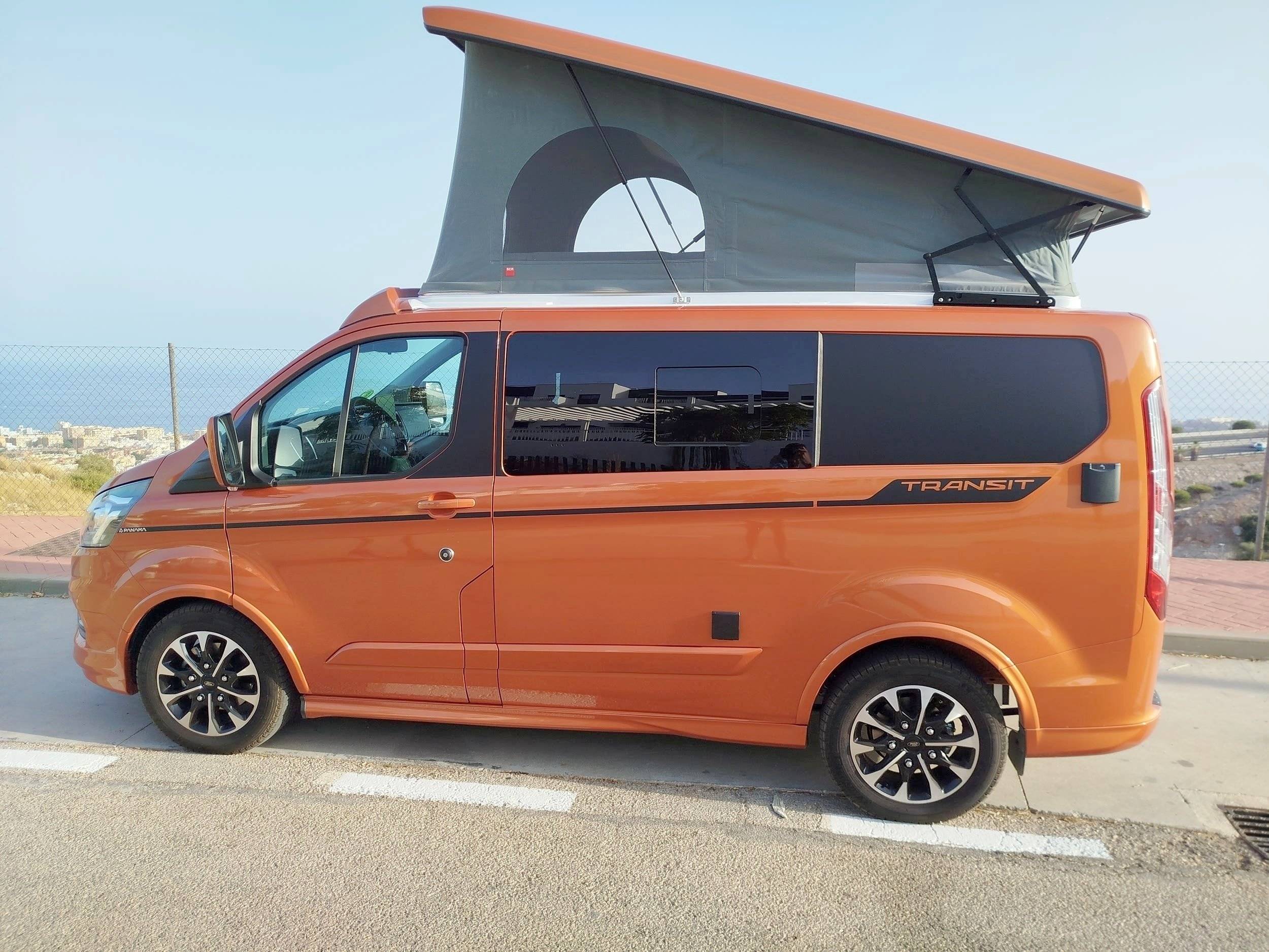 Location Campervan Benalmádena Ford Transit 2,0 l 130 84734 Yescapa
