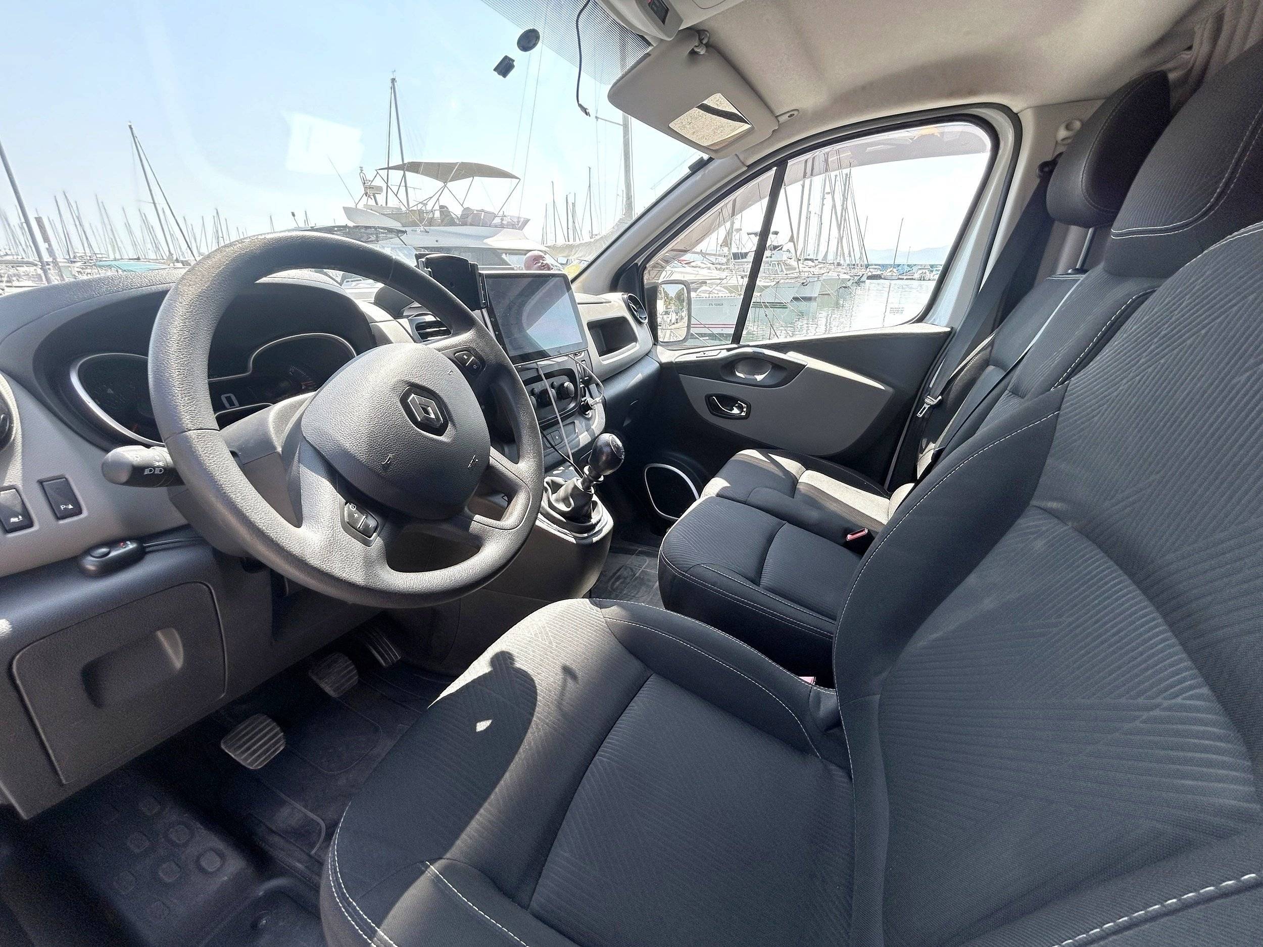 Renault Trafic3 L2H1 1,6 l 140 ch