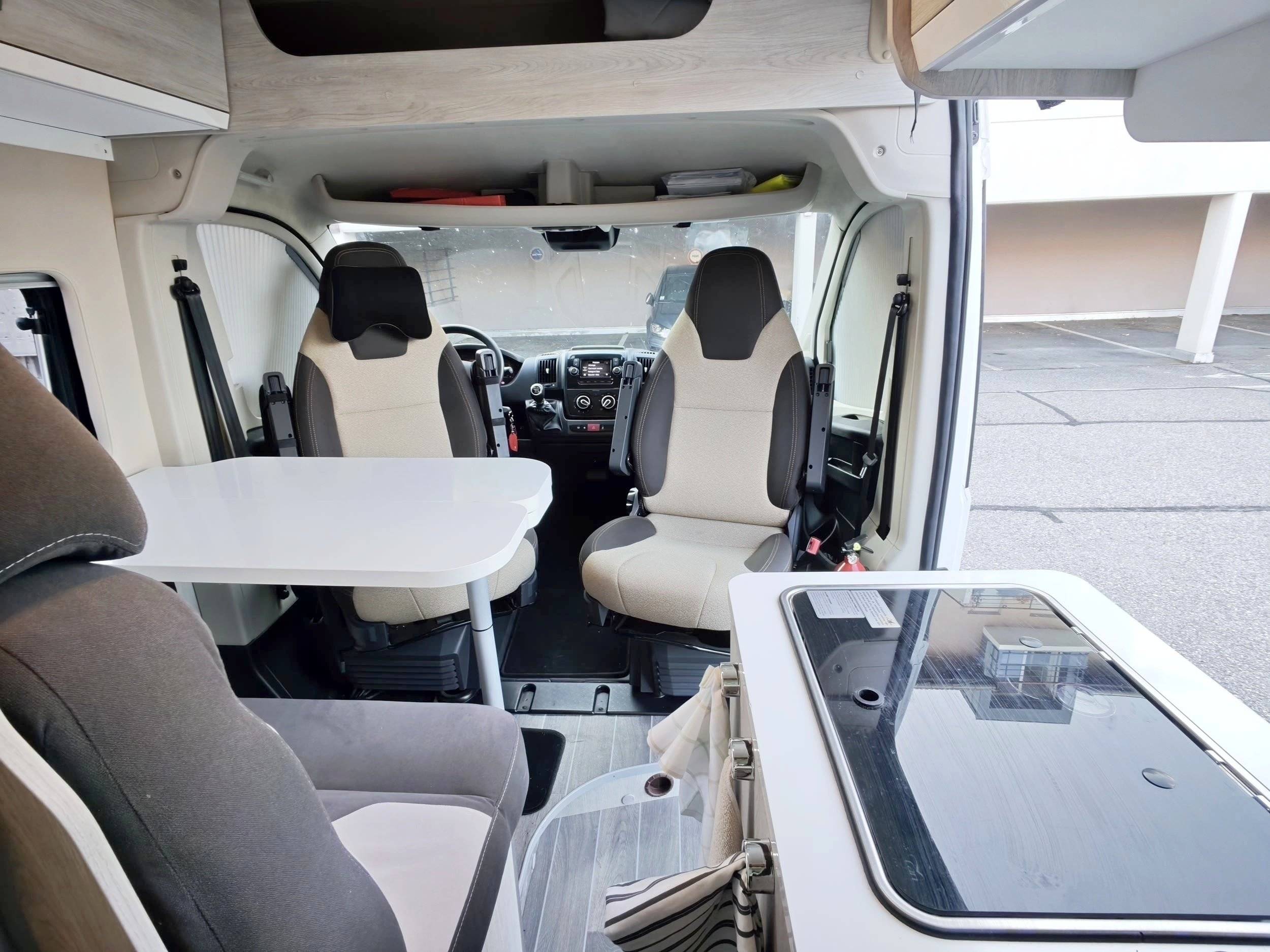 Comedor Peugeot Boxer 3 l 160 ch - Yescapa