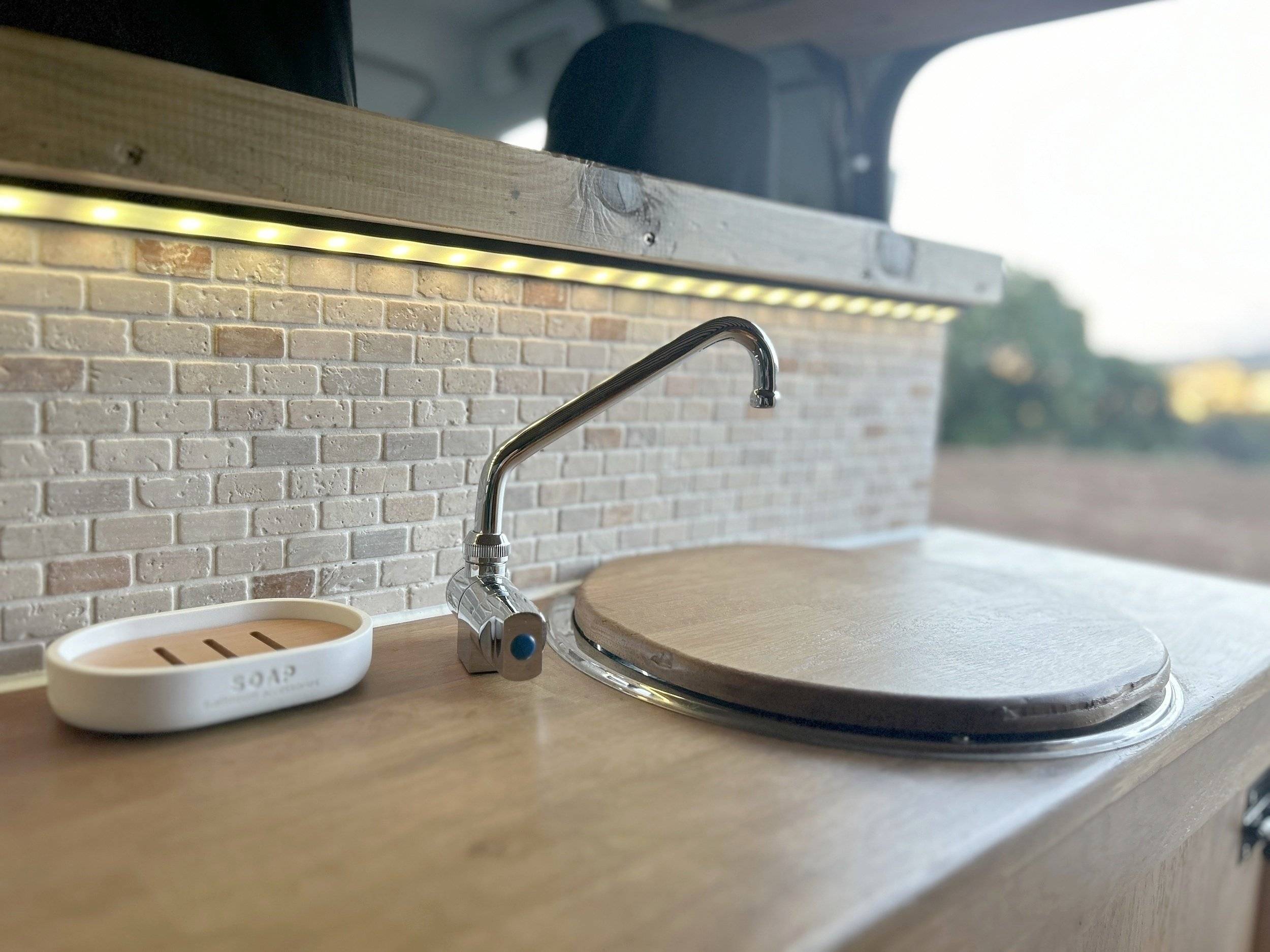 Alpes Camping-Car peugeot expert 