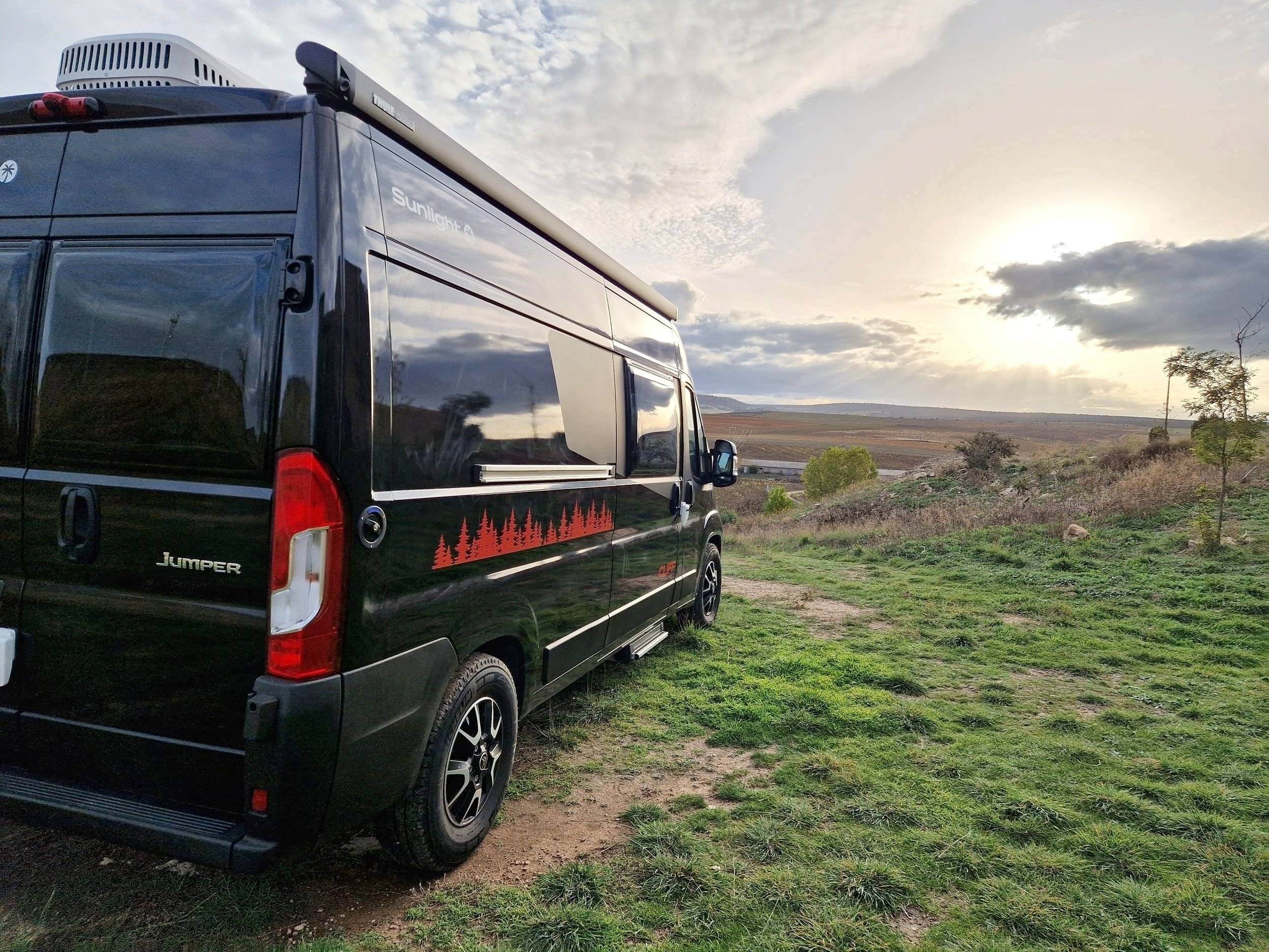 Sunlight jumper 140cv