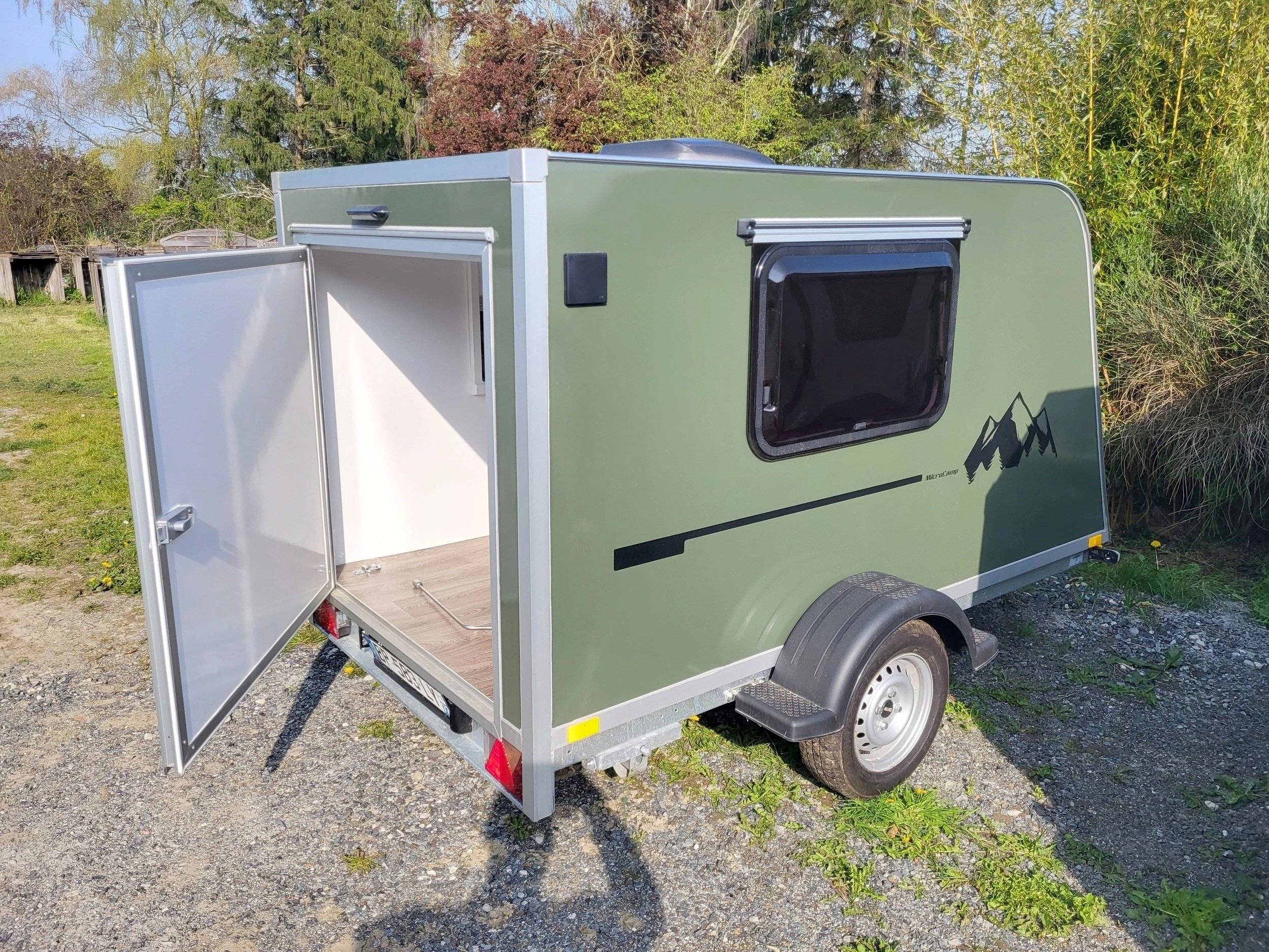 Rear view  - Yescapa
