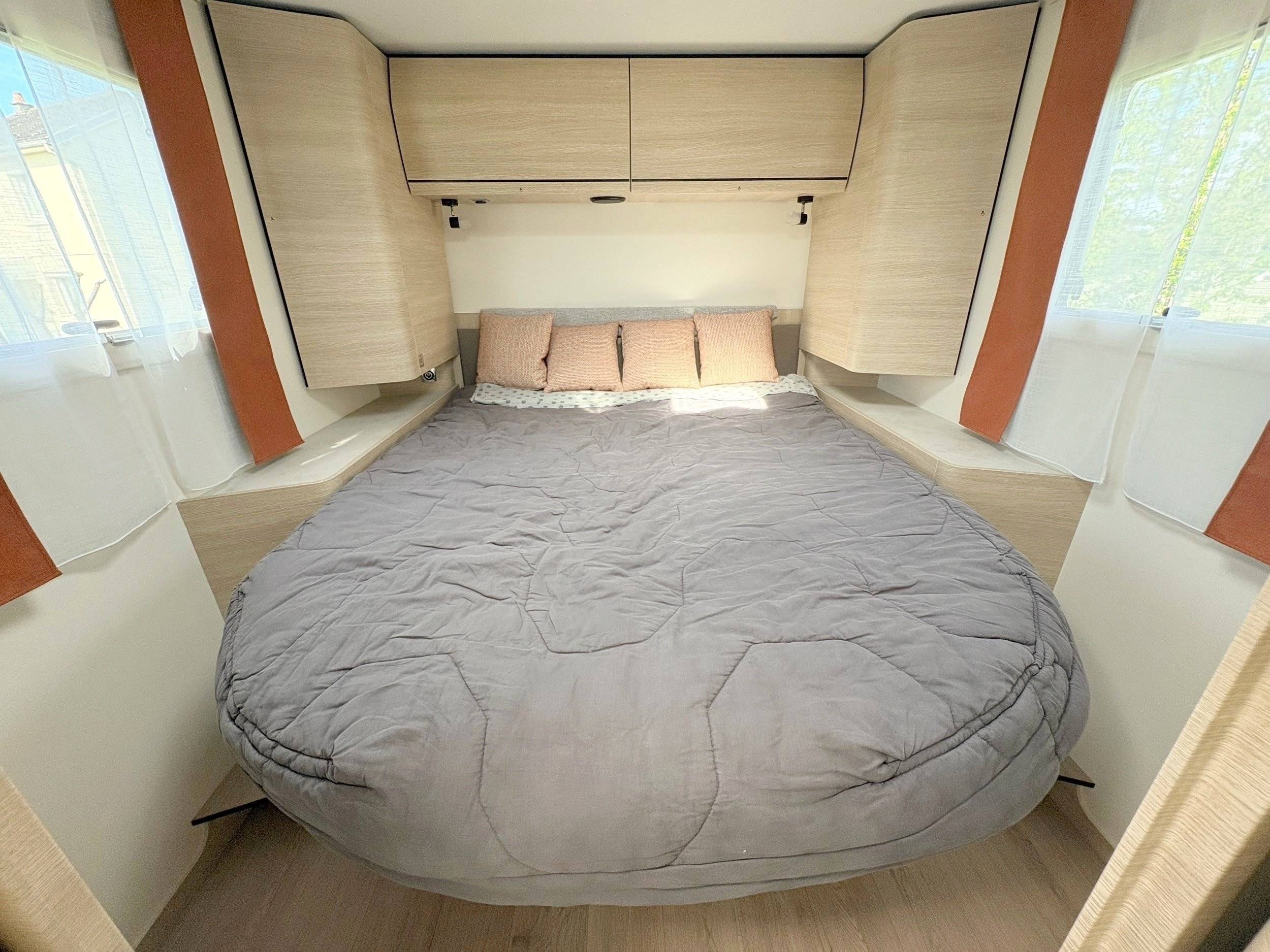 Schlafplätze Peugeot Ducato 140ch - Yescapa