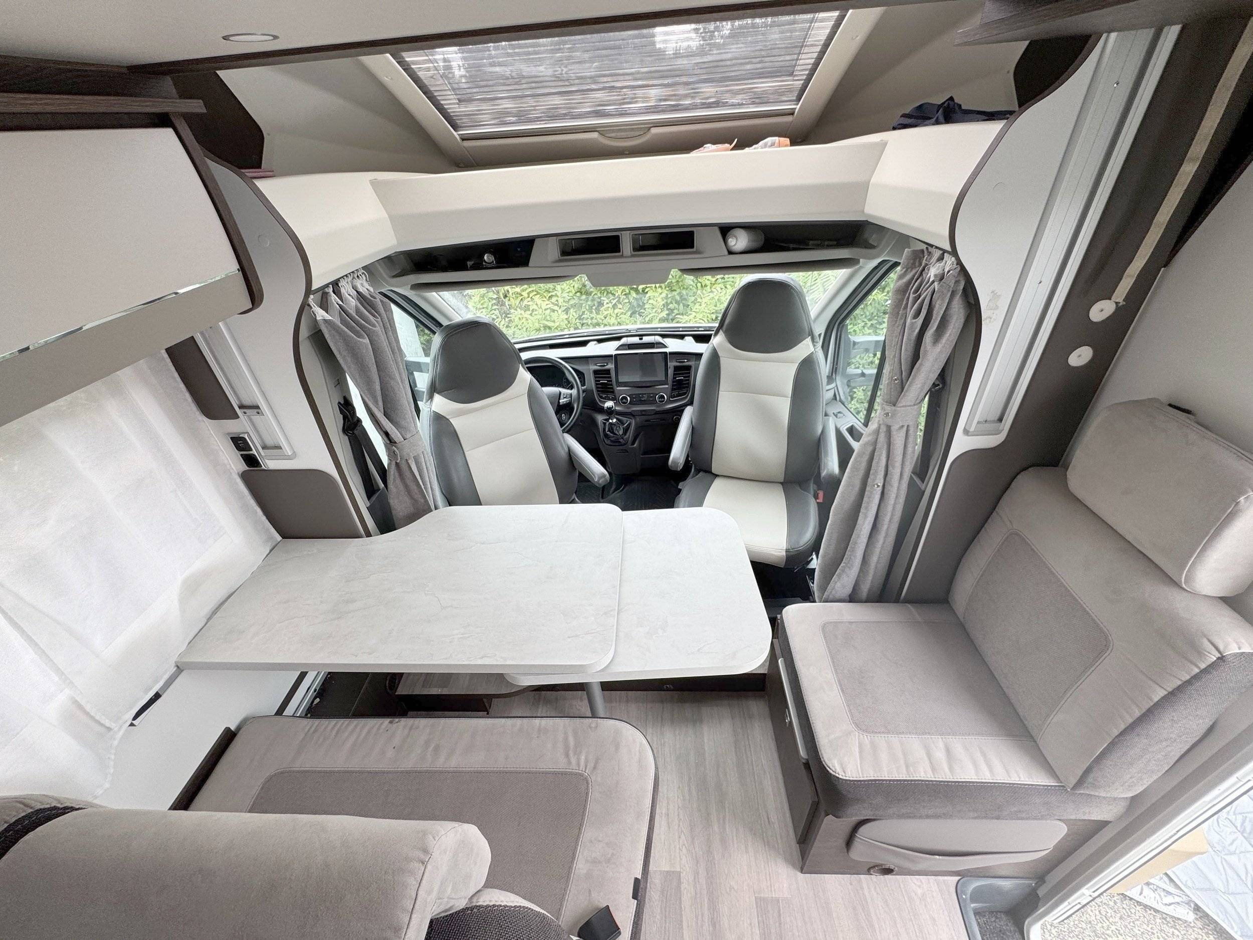 Comedor Ford - Yescapa