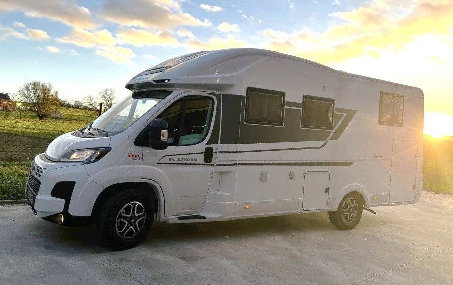 Adria Adria Matrix Axess 650 DC