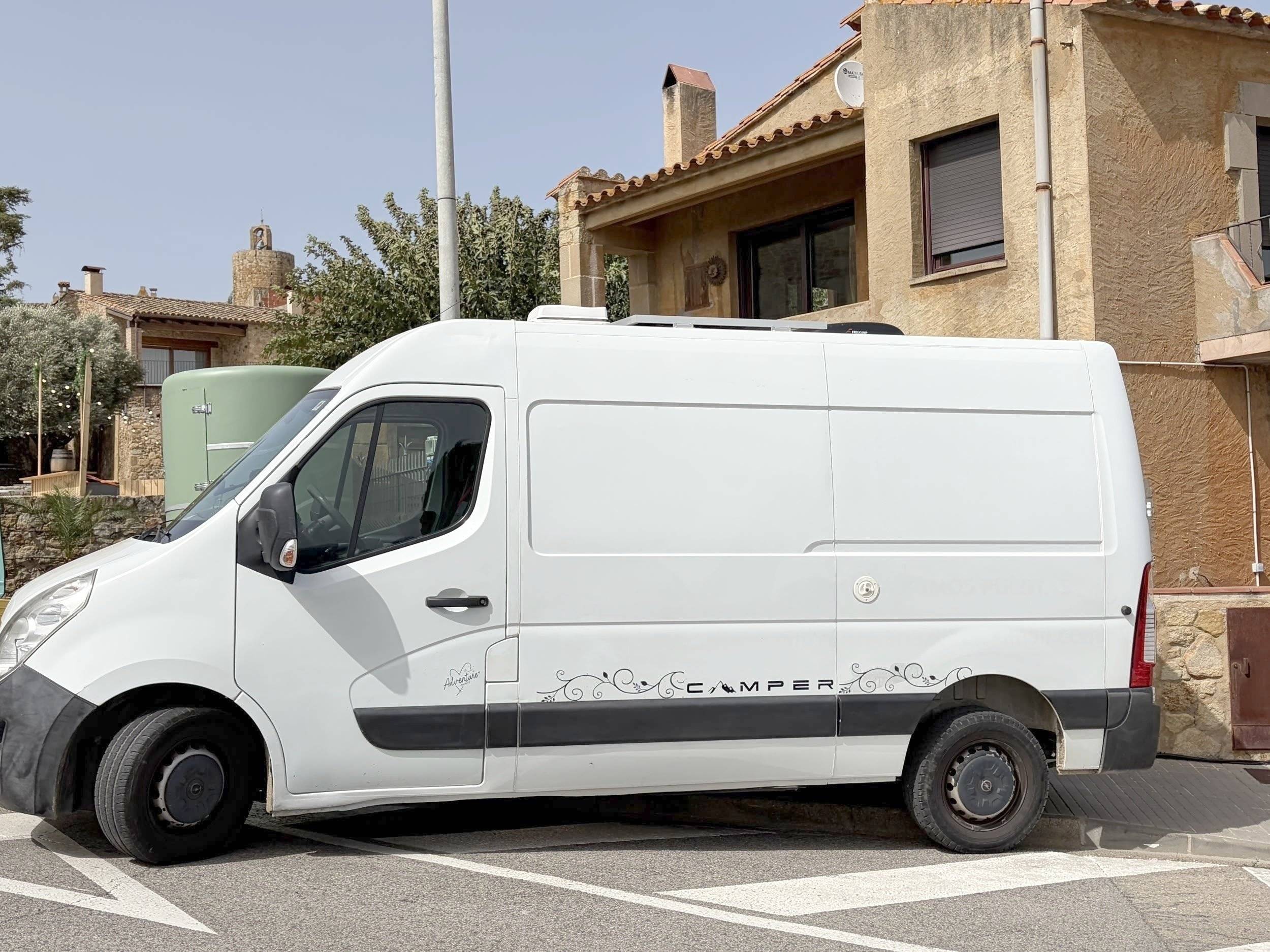 Van Mania Movano