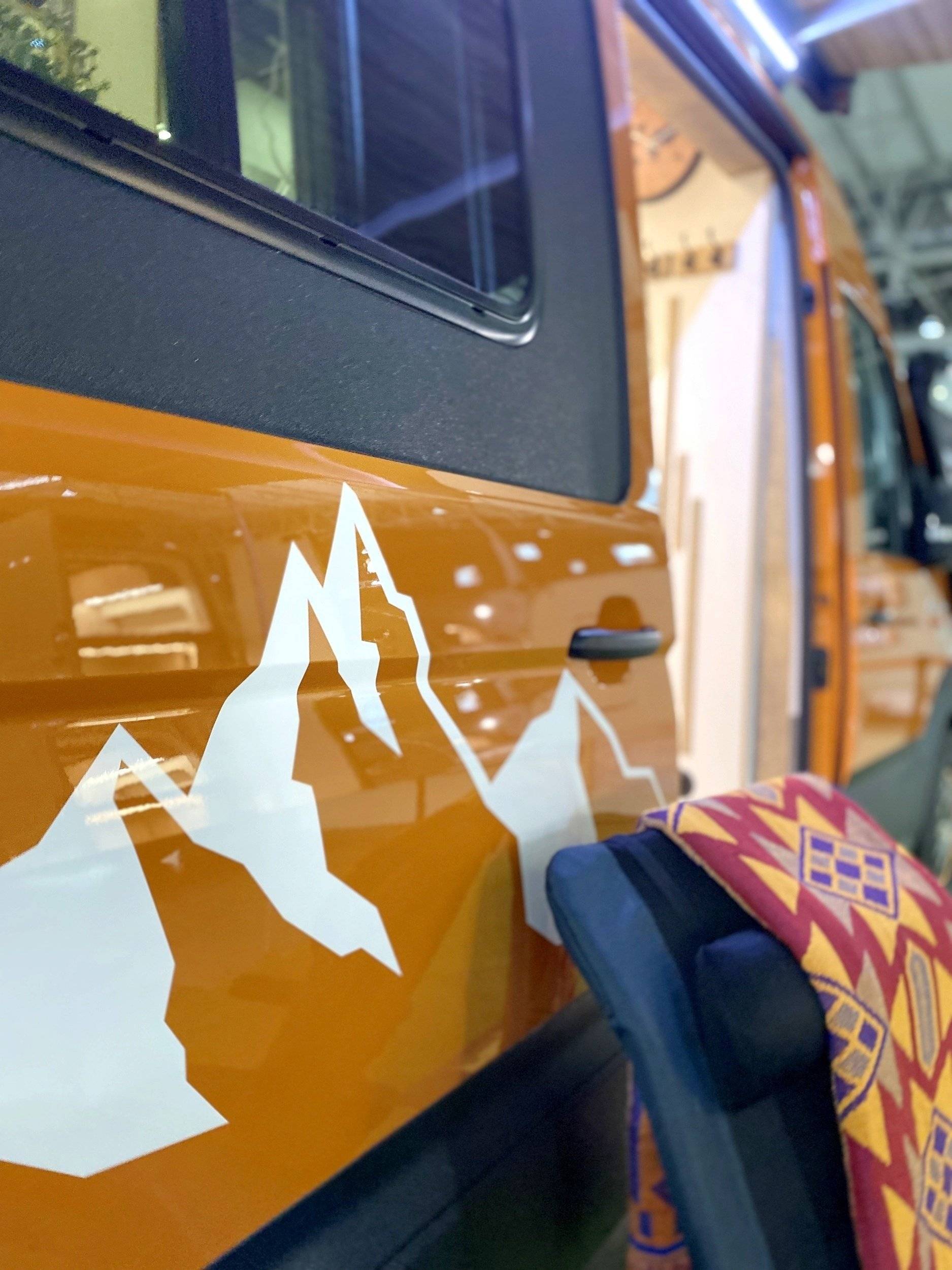 TGE3 180CV L4H4 4X4 MAN