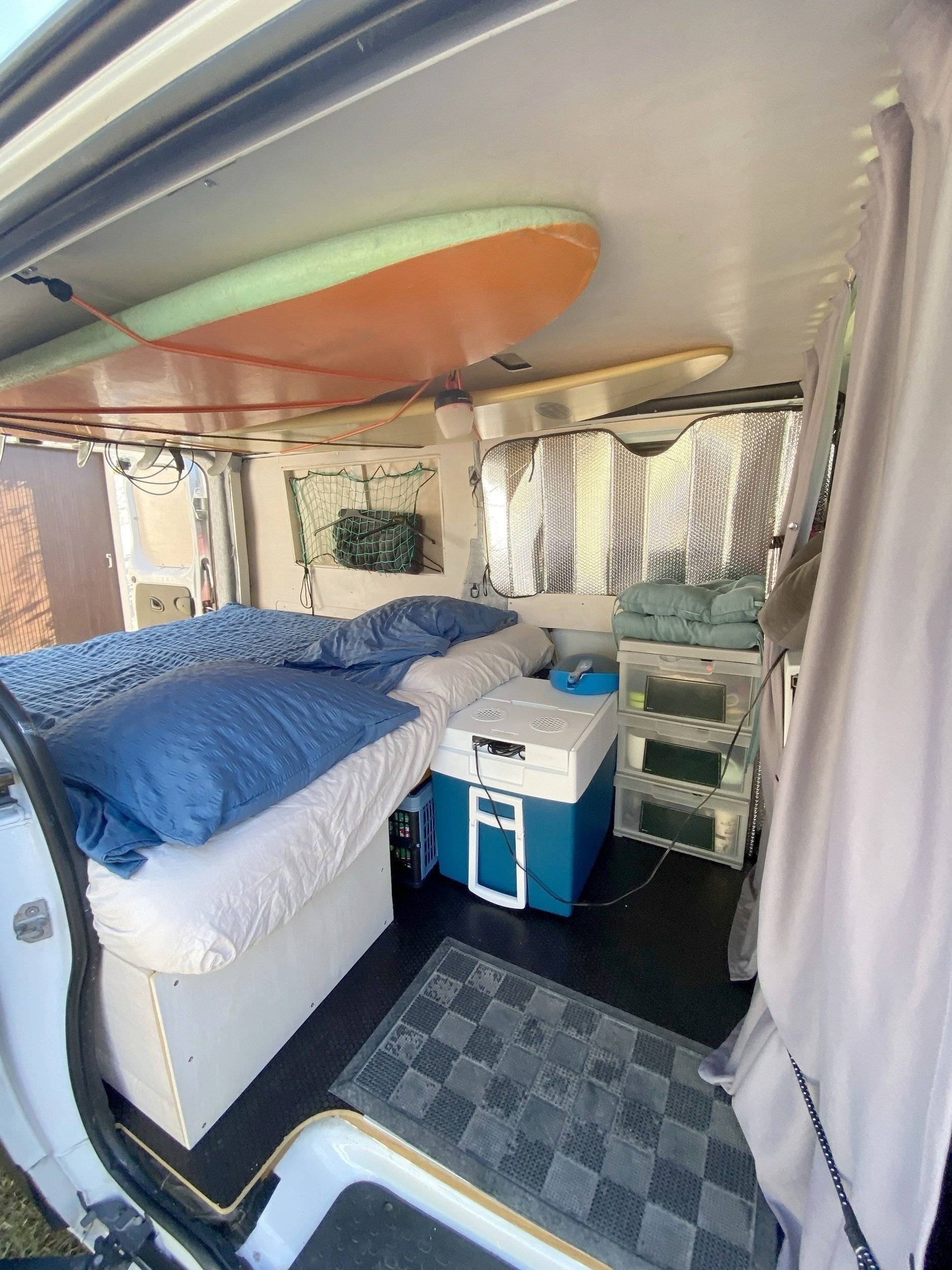 Berth Opel Vivaro H1L2 1,6 l 120 ch - Yescapa