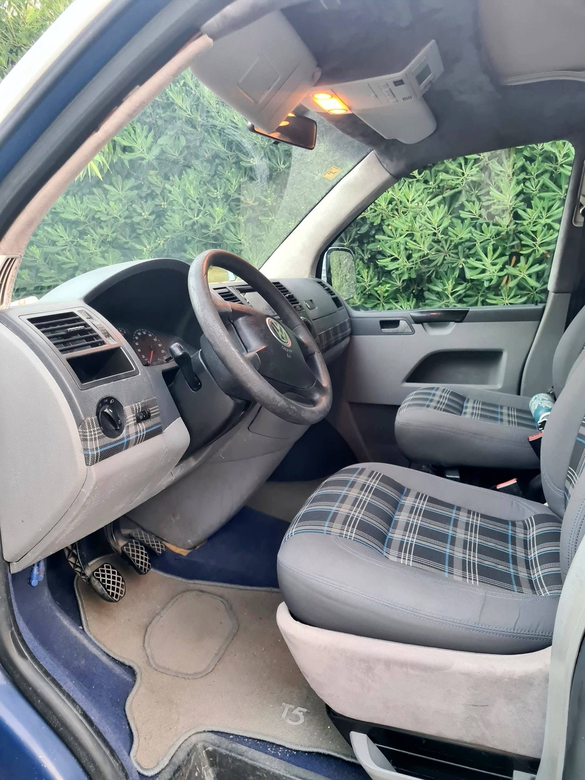 Volkswagen T5 California