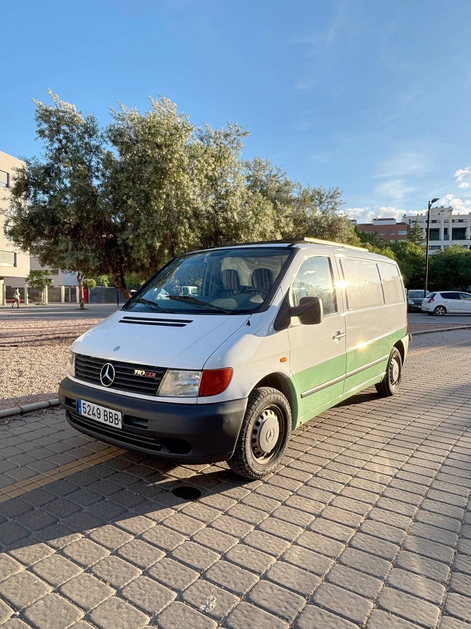 Mercedes Vito 110d mixto