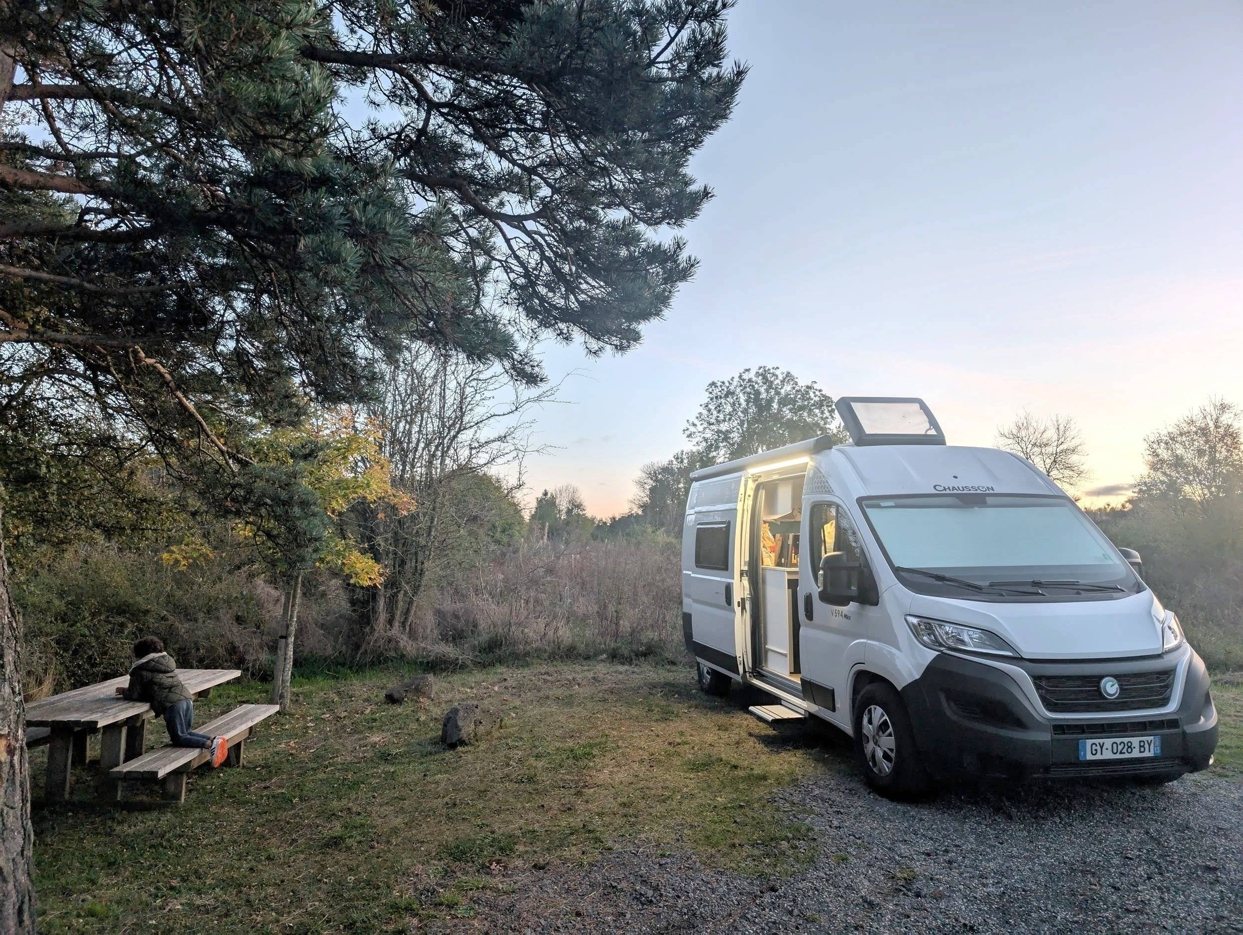 Chausson Chausson V594 First Line