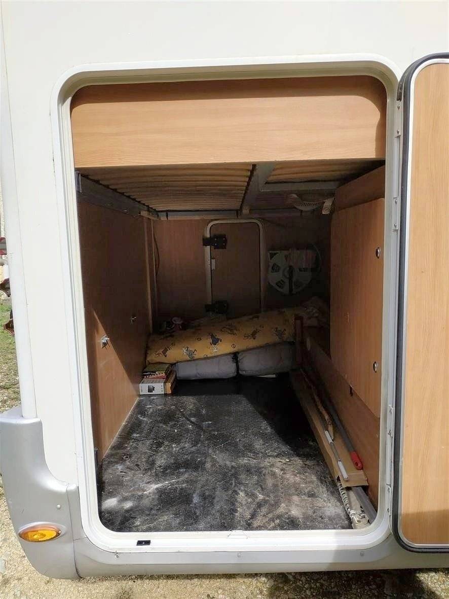 Challenger ford transit