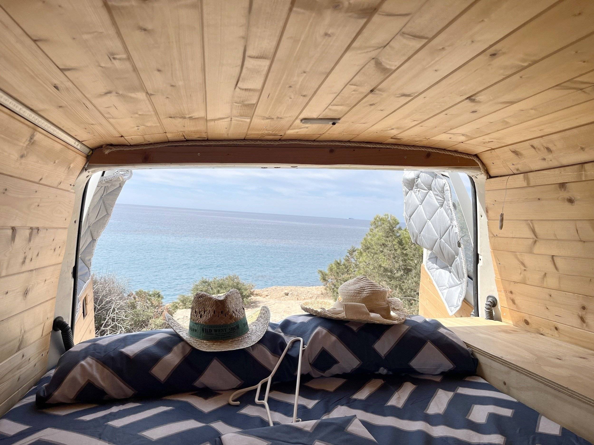 Slaapplaatsen Volkswagen Volkswagen Transporter - Yescapa
