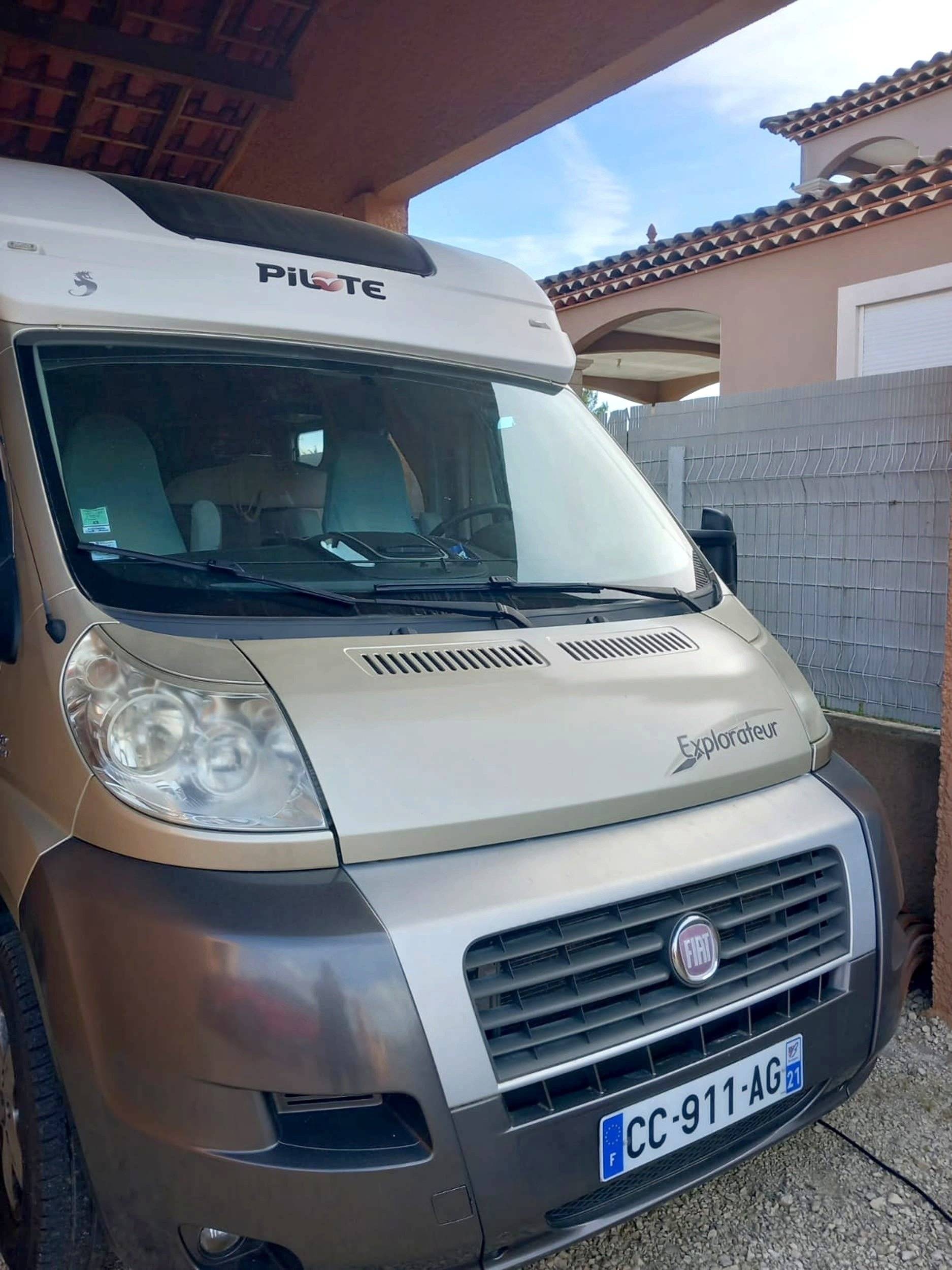 Pilote P736  aventura