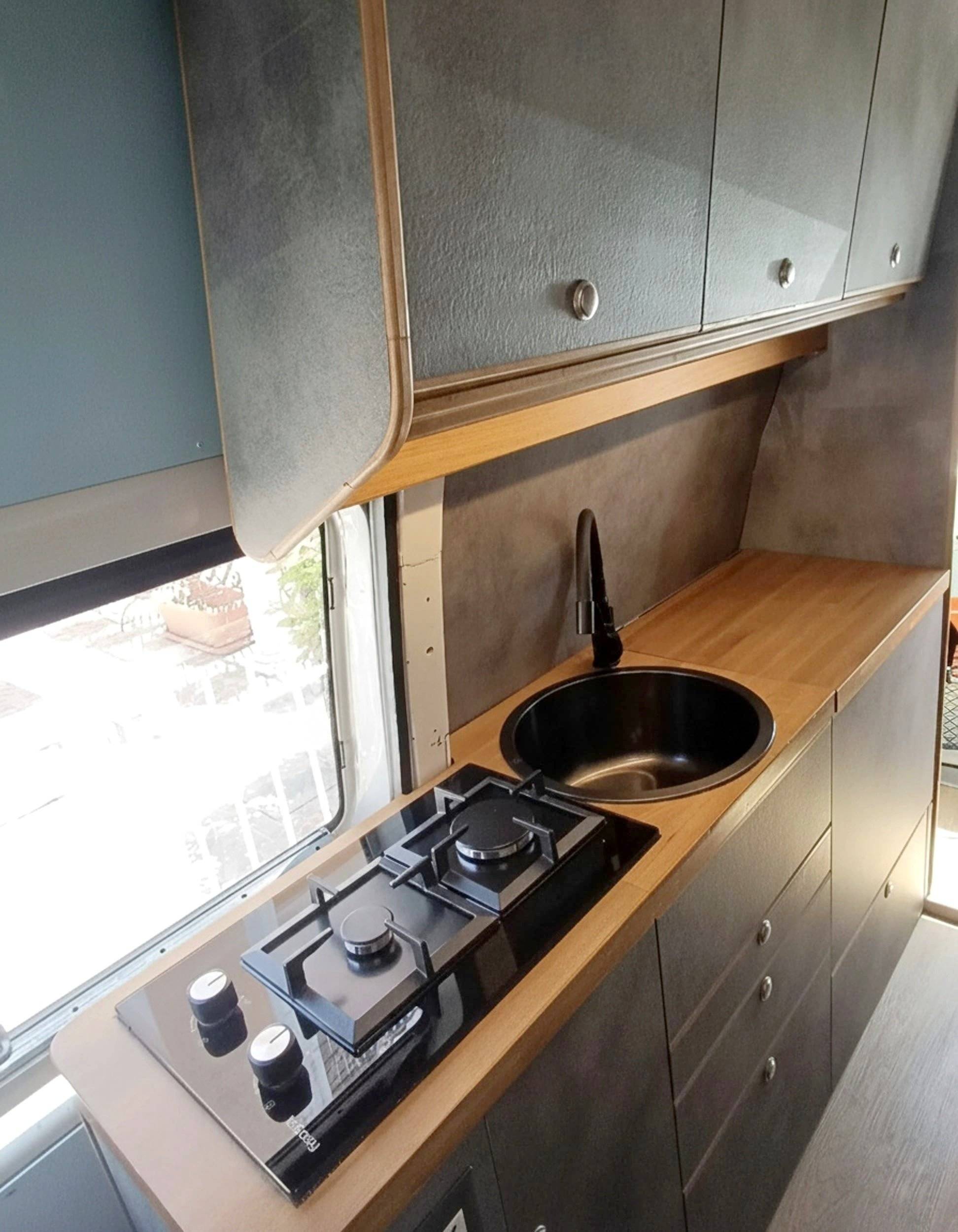 Volkswagen T5 2,5 l 130 ch