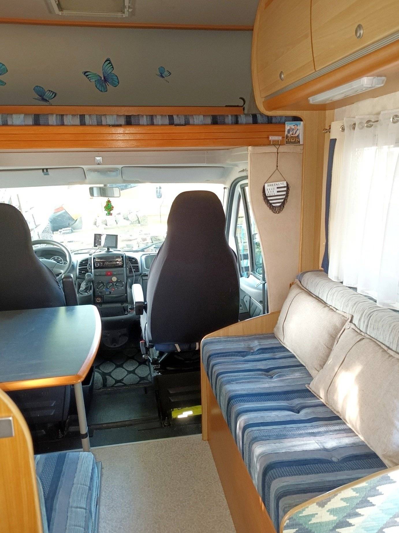 Dining Area Fiat FIAT Ducato 2,8 JTD - Yescapa
