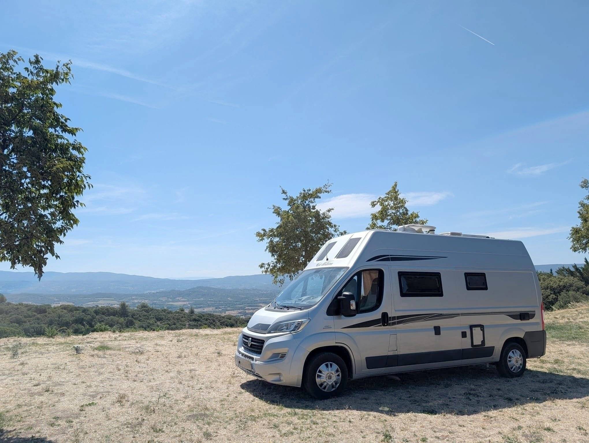 Font Vendôme Séjour Terra Van