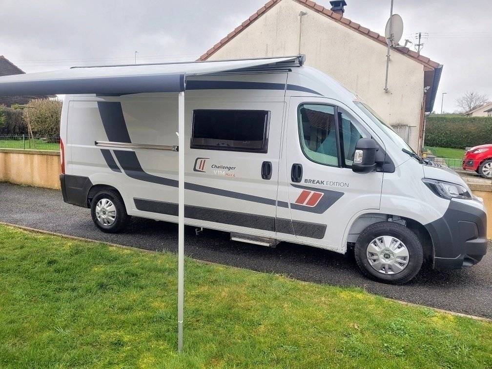 schräge Vorderansicht Citroën - Yescapa