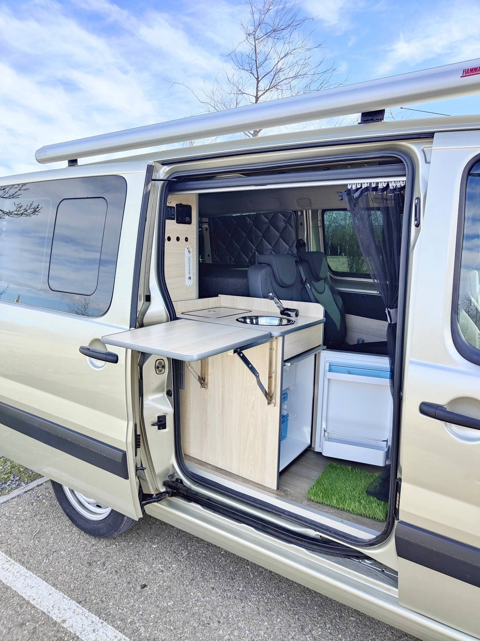 3 C Cartier/Brisebras Jumpy 2l 128cv