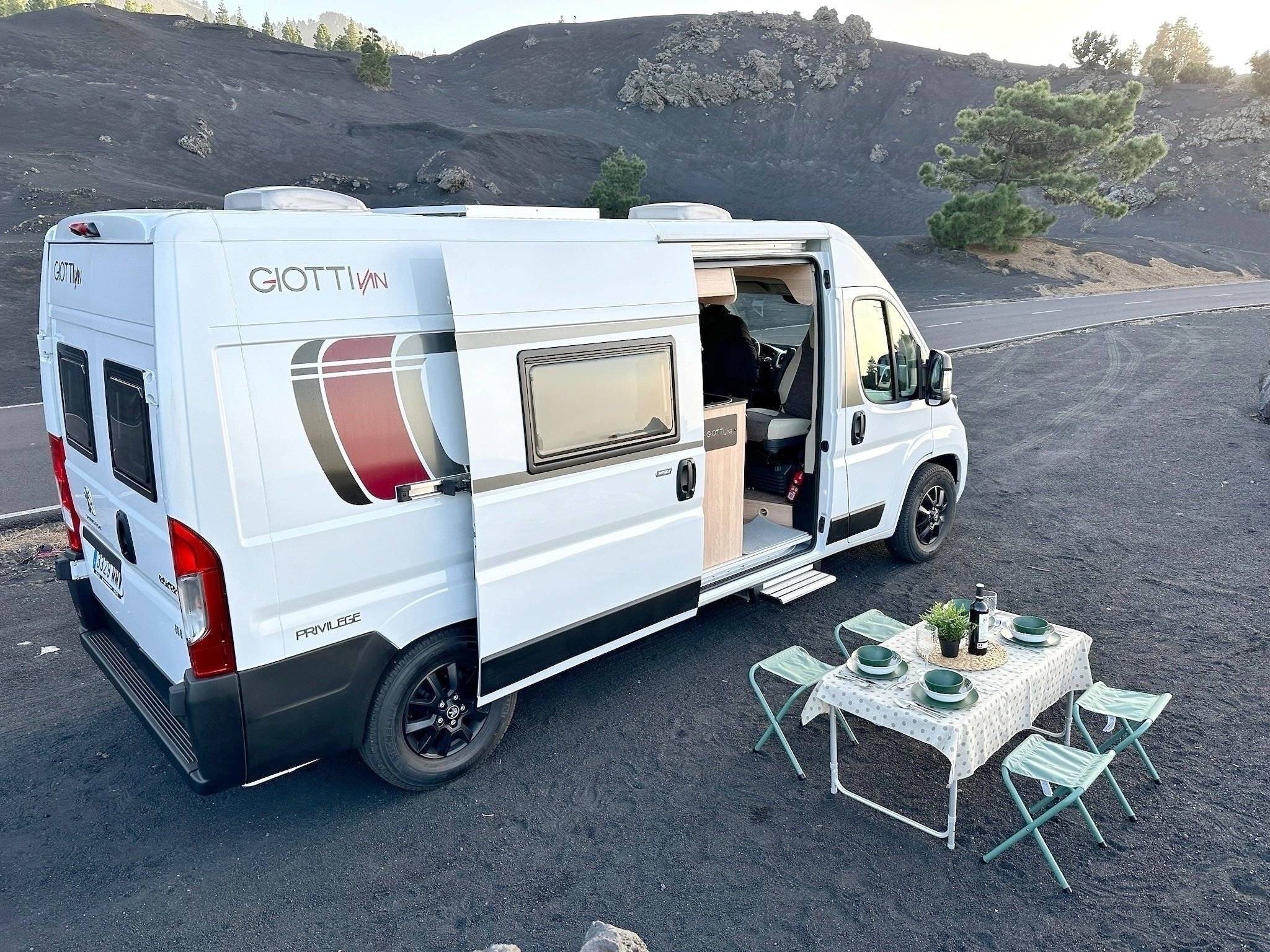 schräge Vorderansicht Citroën Citroën jumper - Yescapa