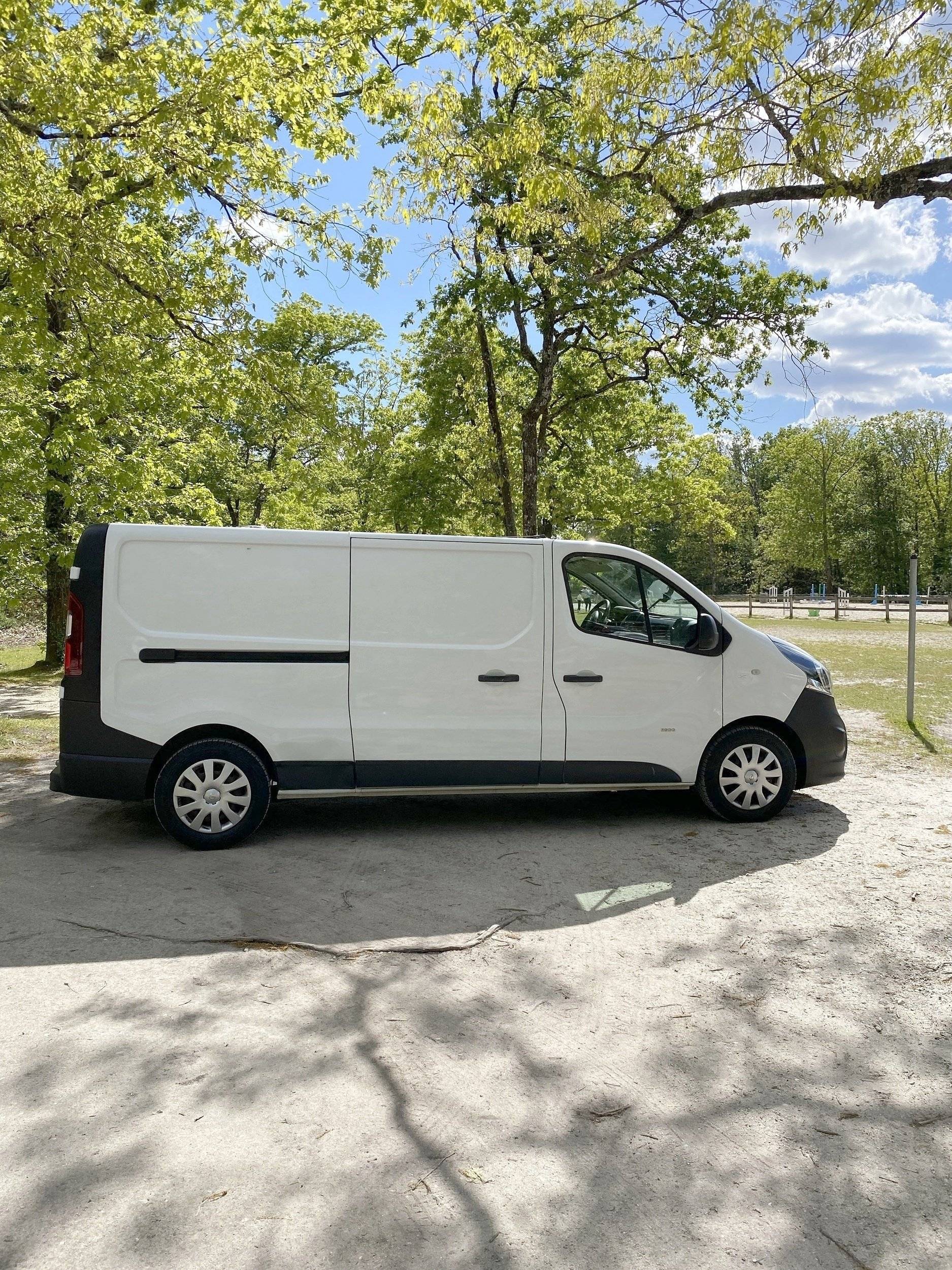 Opel Vivaro H1L2 1,6 l 120 ch