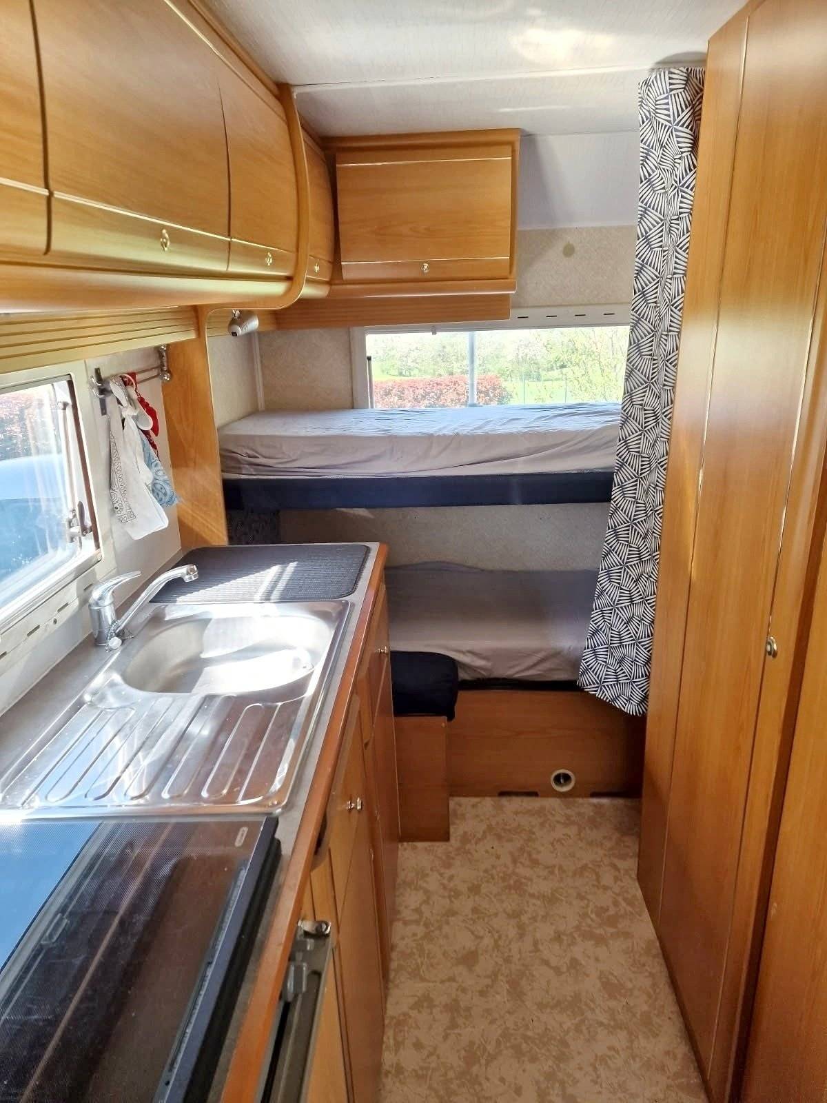 Berth Ford Transit 2,5 td - Yescapa