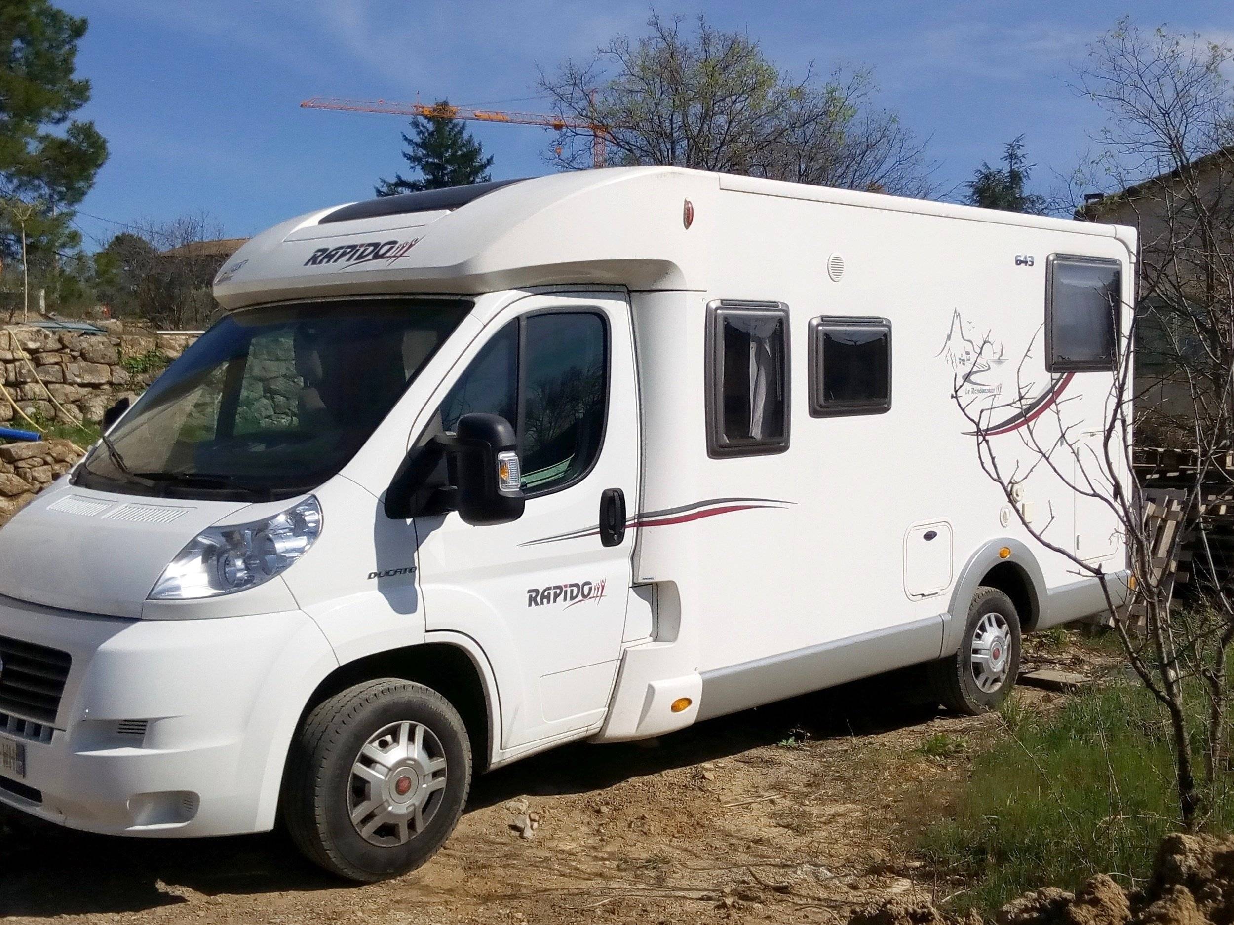 Front view from 3/4 Fiat Ducato 2,3 l Multijet 130 ch. - Yescapa
