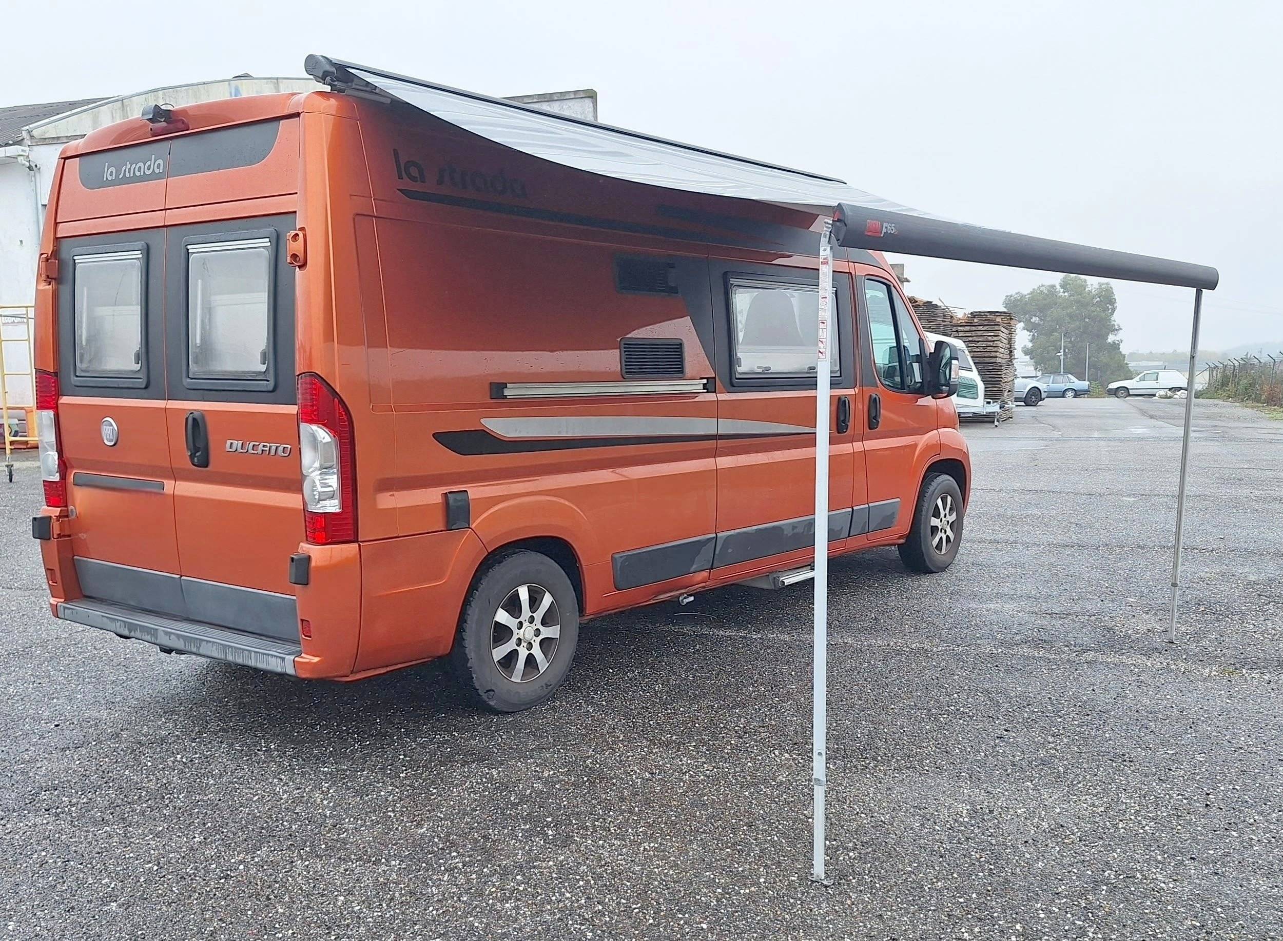La Strada Ducato 3,0 l 180 ch