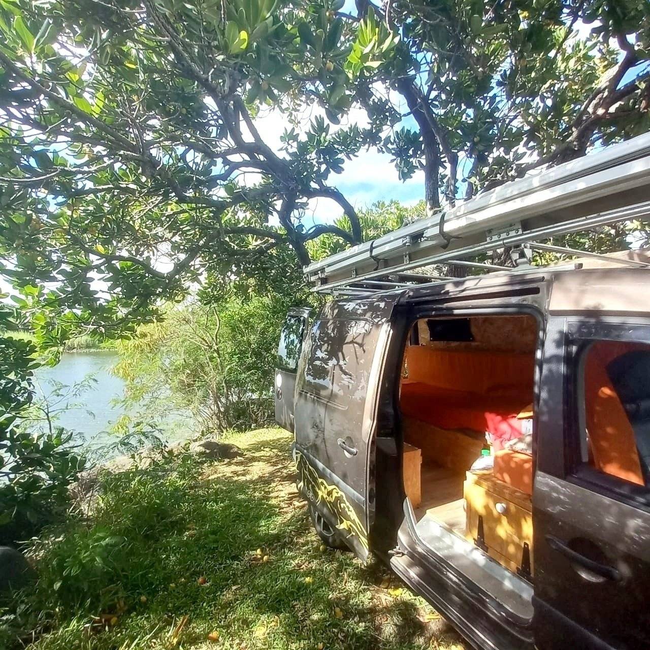 N/A Caddy Maxi 2 l 102 ch