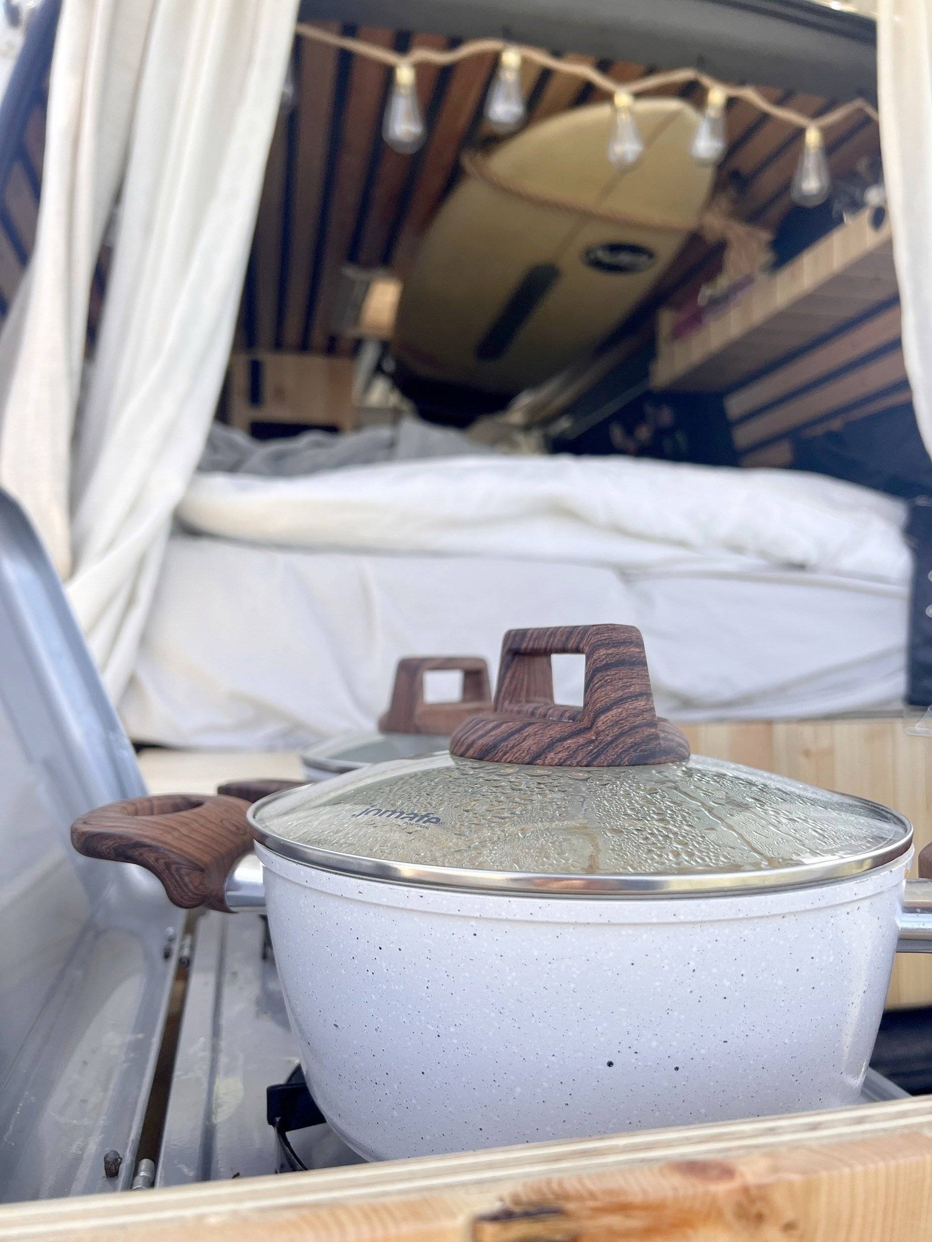 Alpes Camping-Car Transporter T4 2.4D