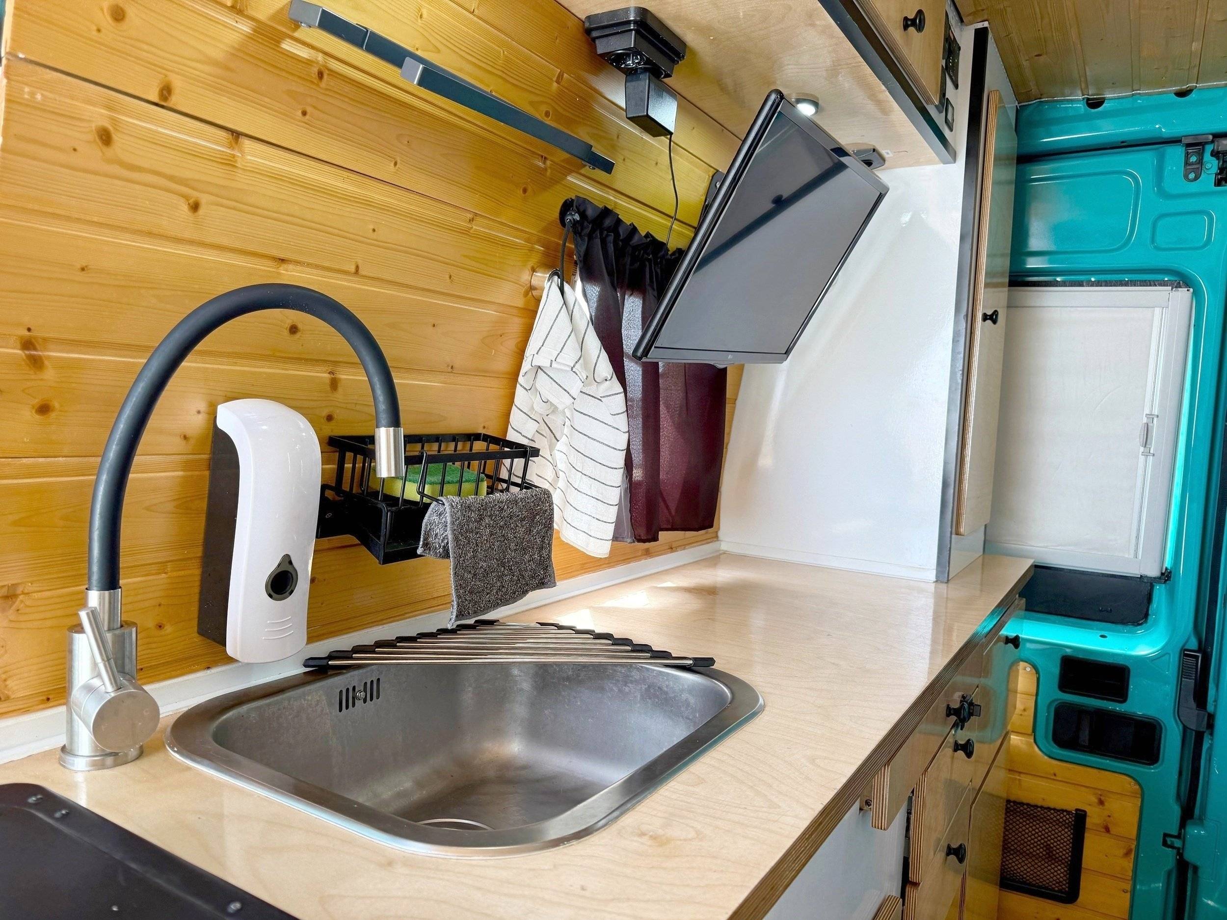 Custo Van Bahía Van – Camper Gran Volumen