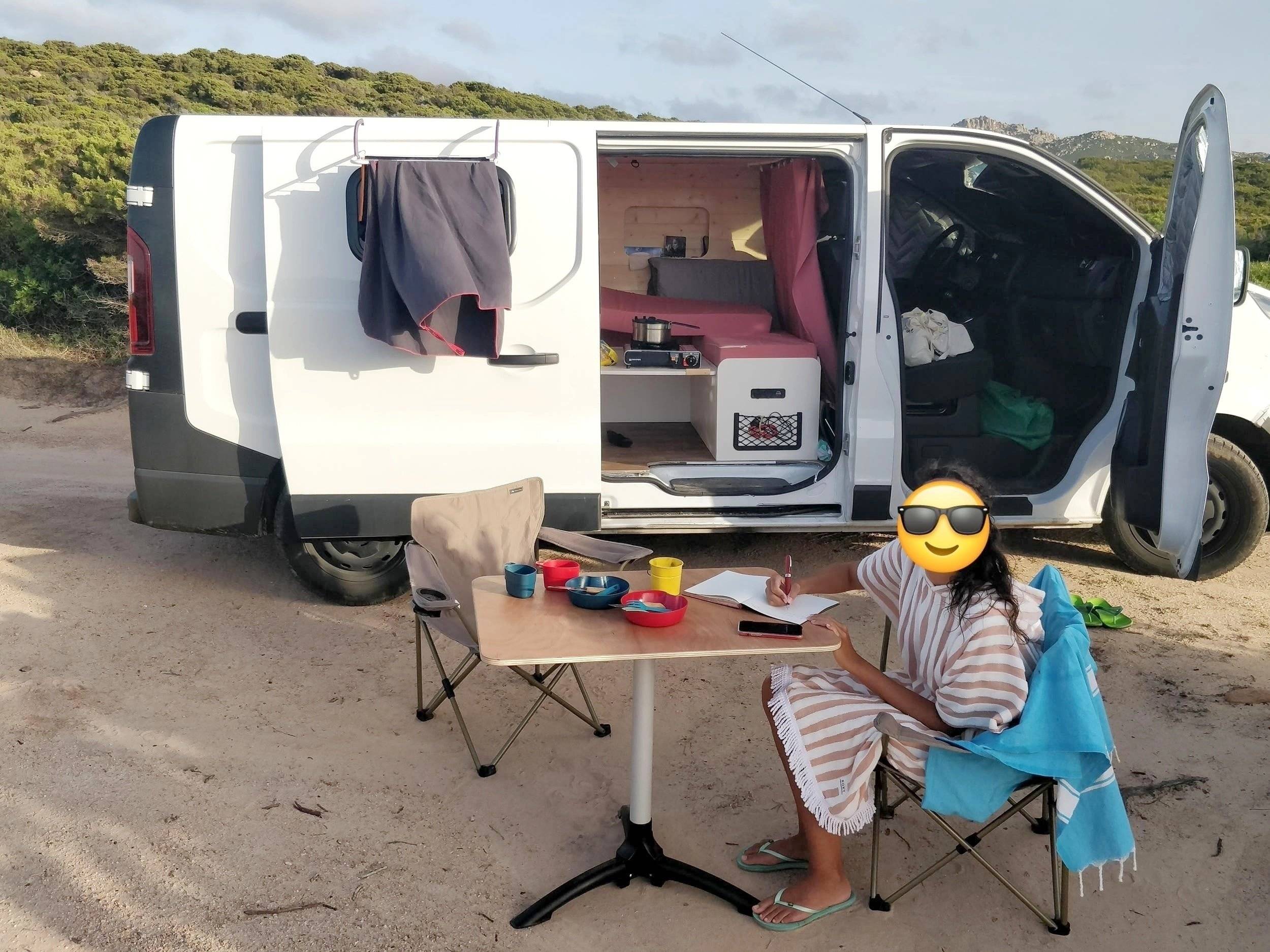 Dormidas Opel Vivaro 1,6 l 120 ch - Yescapa