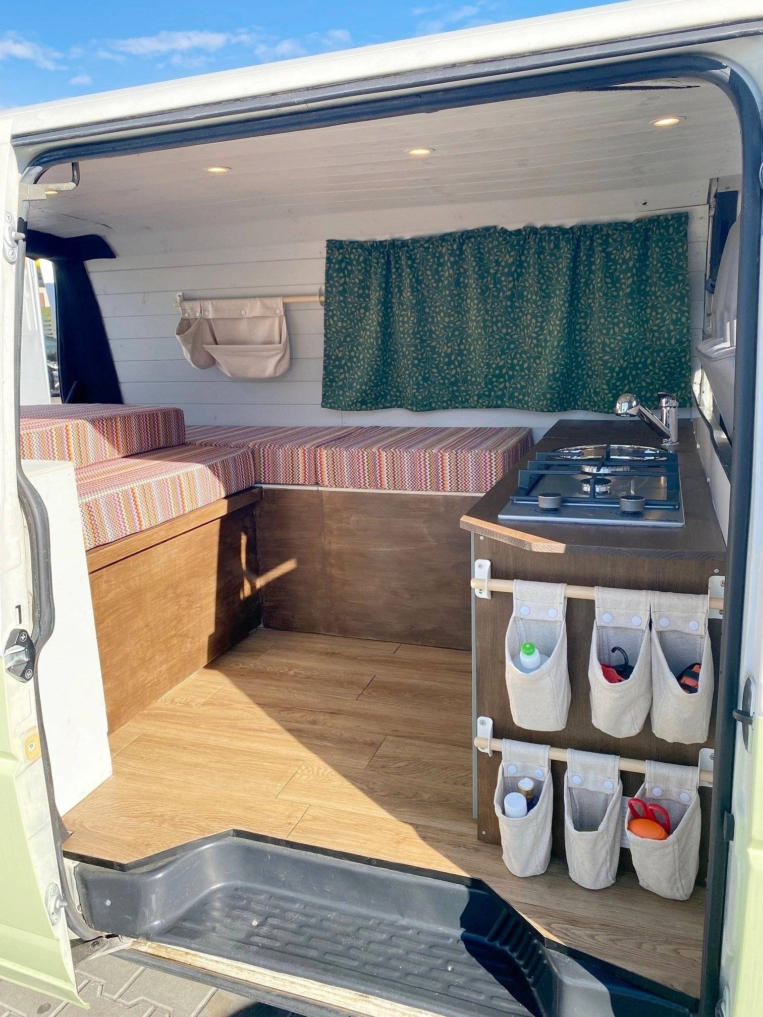 3 C Cartier/Brisebras Volkswagen T4