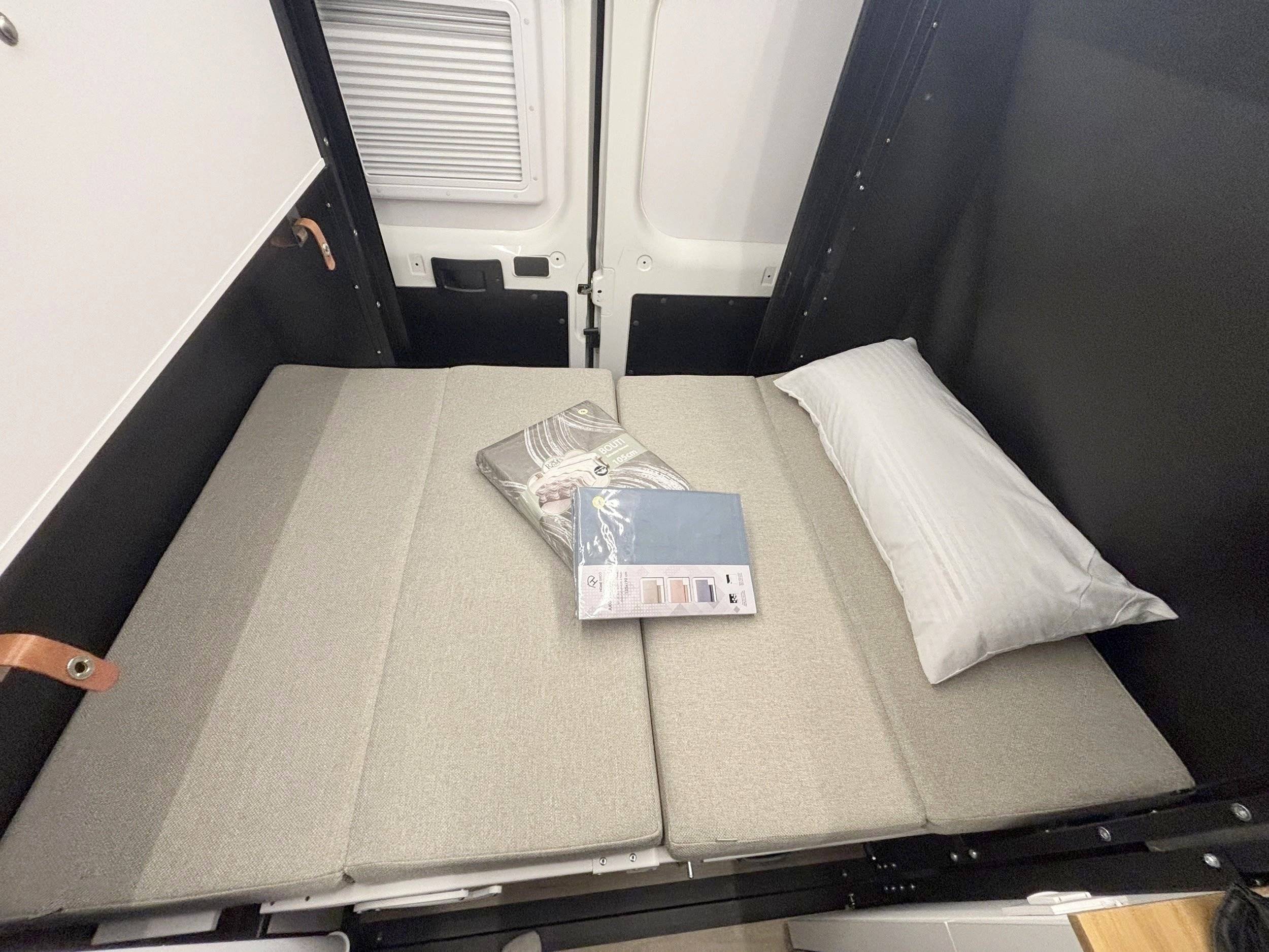 Couchages Peugeot Boxer - Yescapa