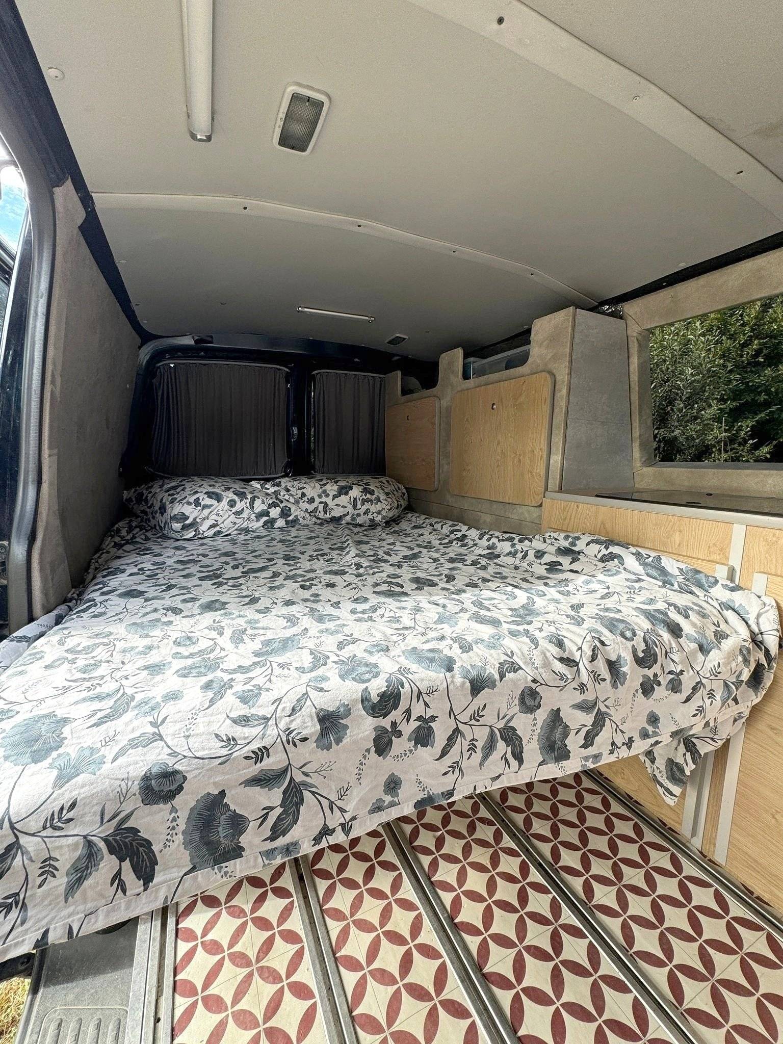 Volkswagen T5 2 l 140 ch