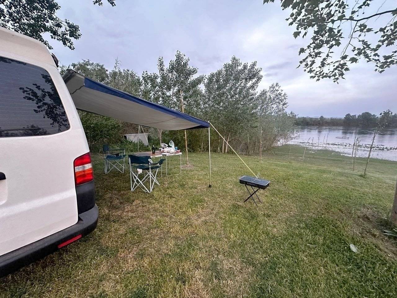 Volkswagen T5 CAMPER CAFE